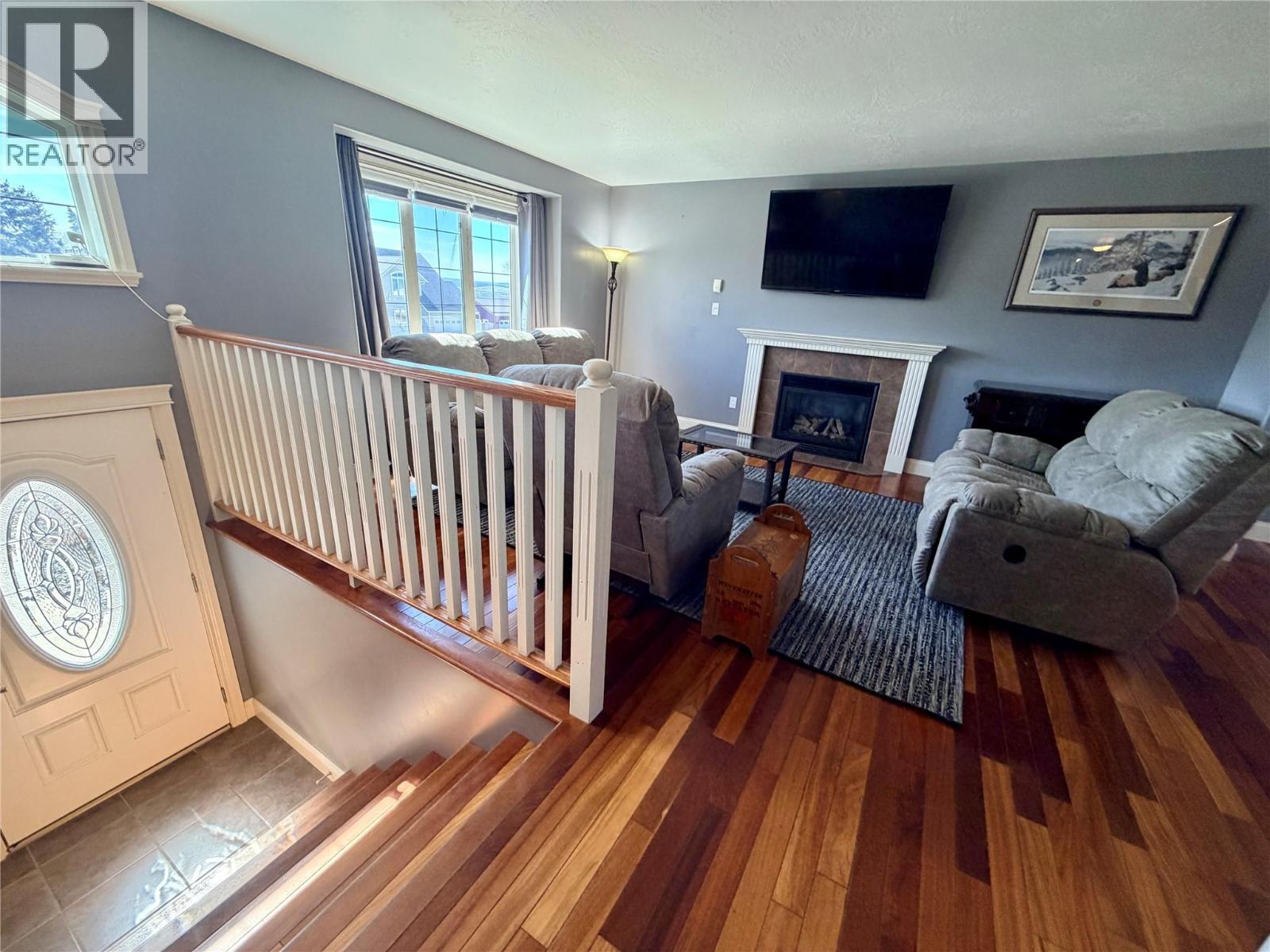 904 90 Avenue, Dawson Creek, British Columbia  V1G 5B5 - Photo 3 - 10384386