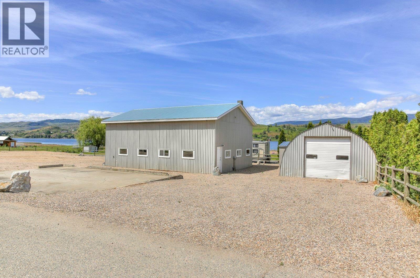 7792 Lochdale Road, Vernon, British Columbia  V1B 3R8 - Photo 7 - 10384345