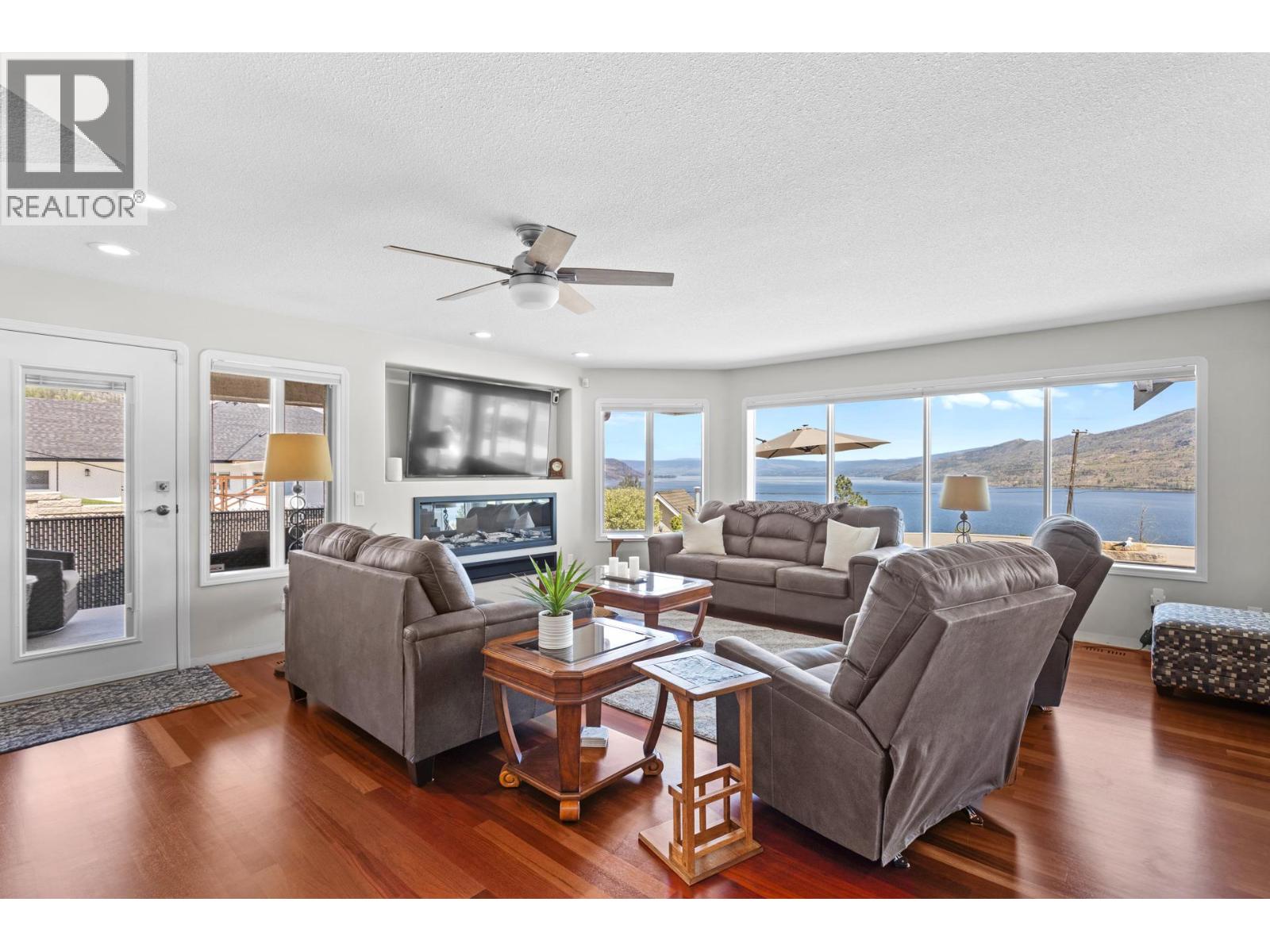 6130 Lipsett Avenue, Peachland, British Columbia  V0H 1X7 - Photo 12 - 10384136