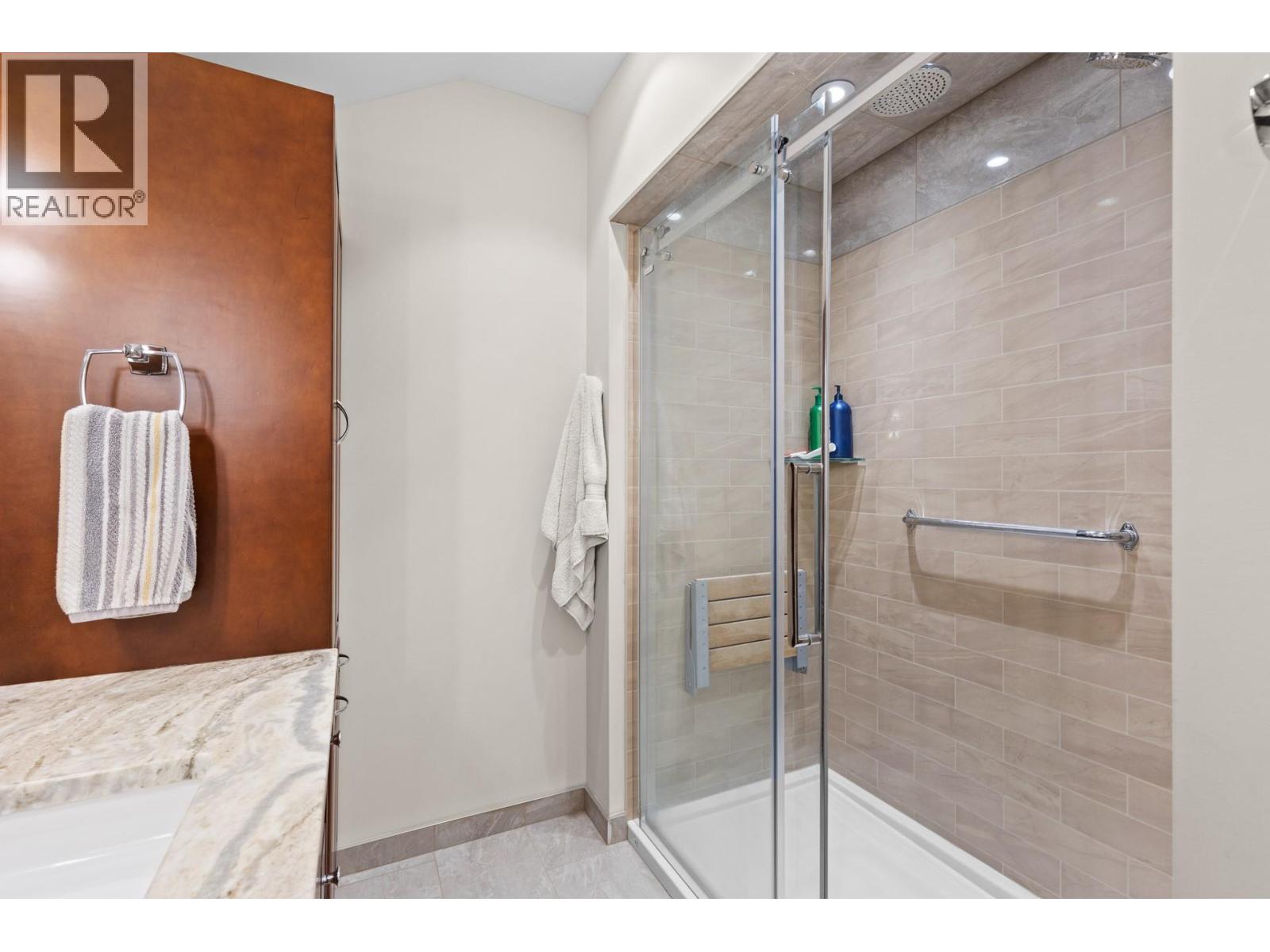 6130 Lipsett Avenue, Peachland, British Columbia  V0H 1X7 - Photo 25 - 10384136