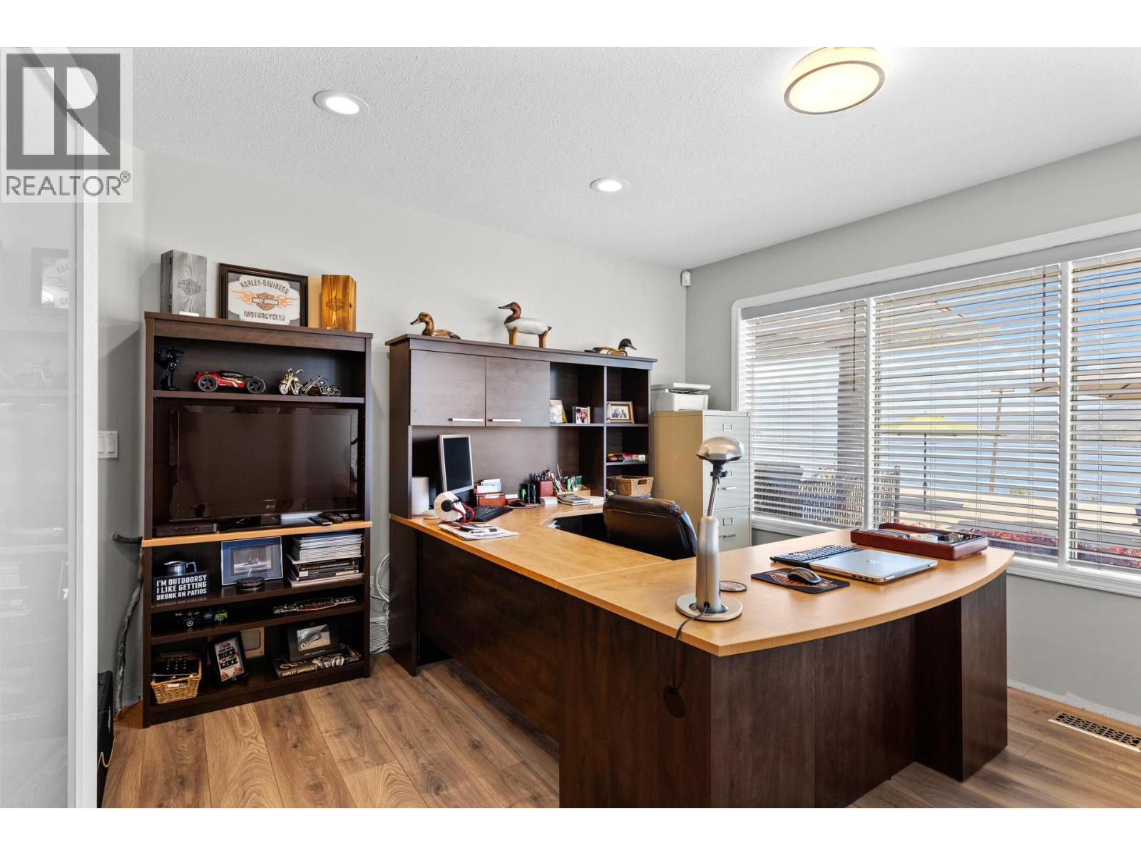 6130 Lipsett Avenue, Peachland, British Columbia  V0H 1X7 - Photo 29 - 10384136