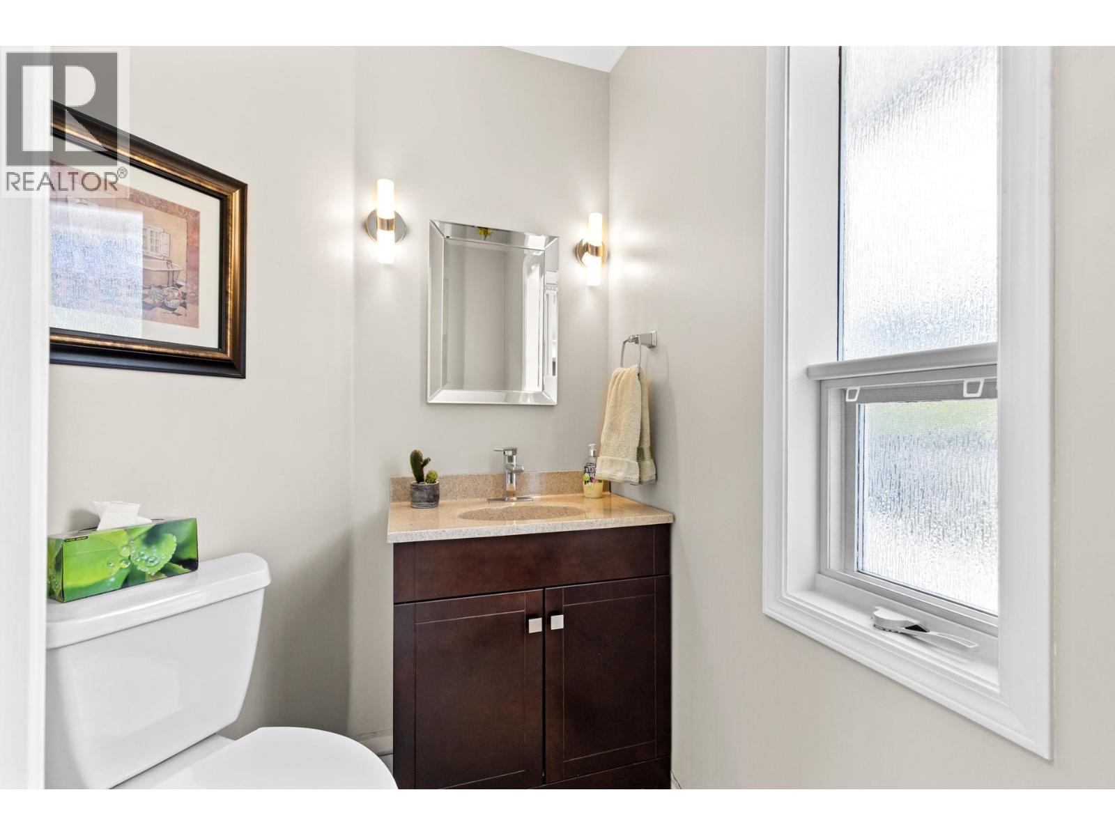 6130 Lipsett Avenue, Peachland, British Columbia  V0H 1X7 - Photo 30 - 10384136