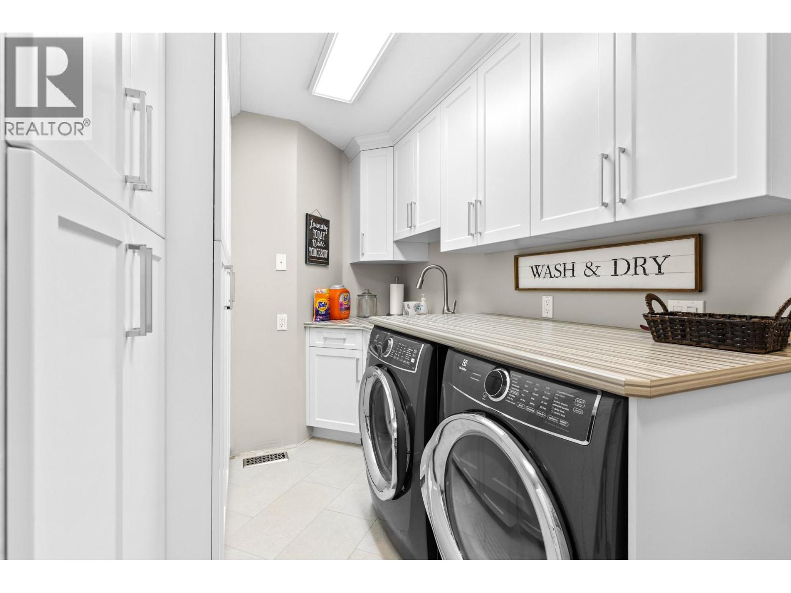 6130 Lipsett Avenue, Peachland, British Columbia  V0H 1X7 - Photo 31 - 10384136