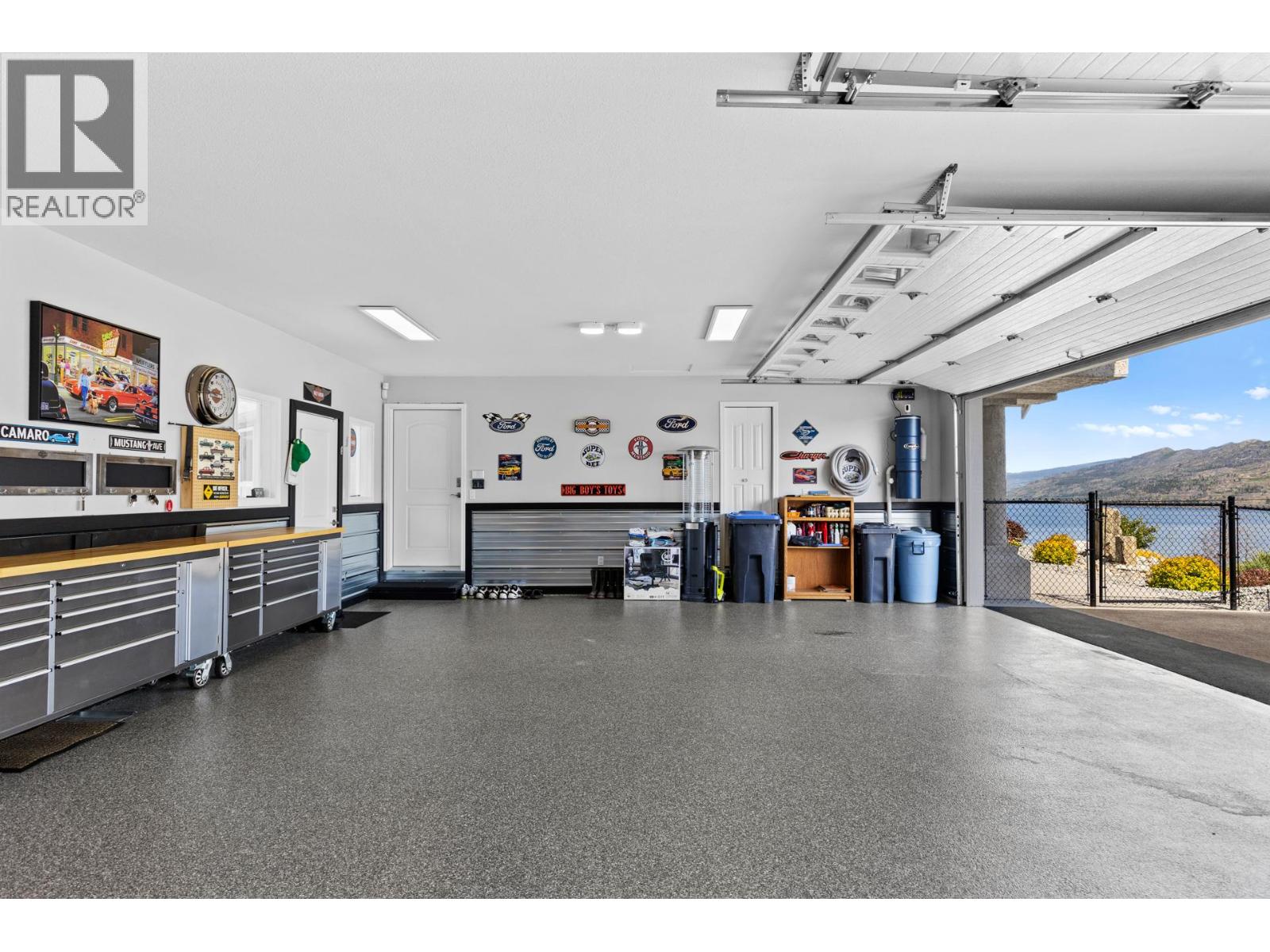 6130 Lipsett Avenue, Peachland, British Columbia  V0H 1X7 - Photo 33 - 10384136