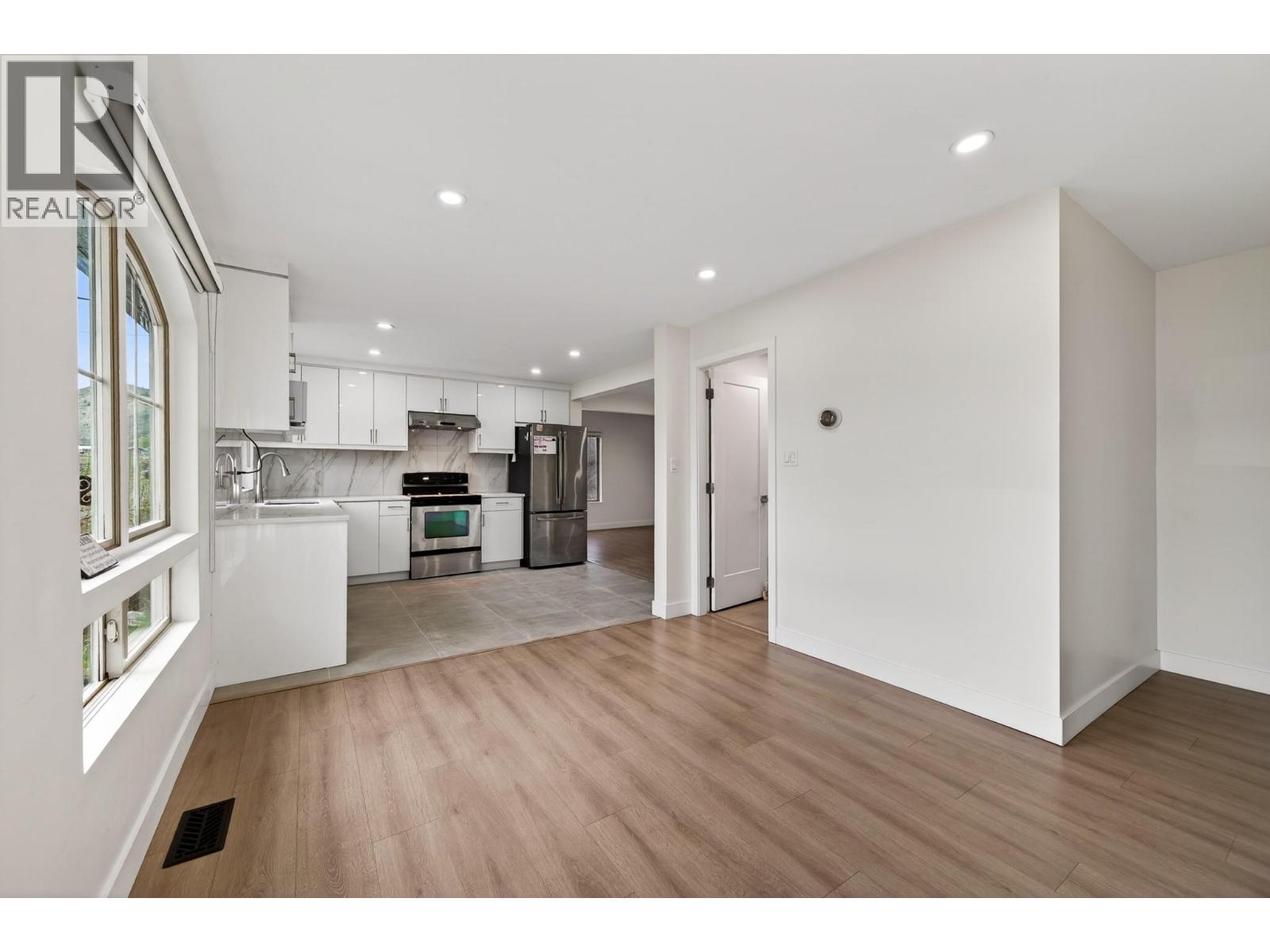 6232 Savona Access Road, Kamloops, British Columbia  V0K 2J0 - Photo 12 - 10384356