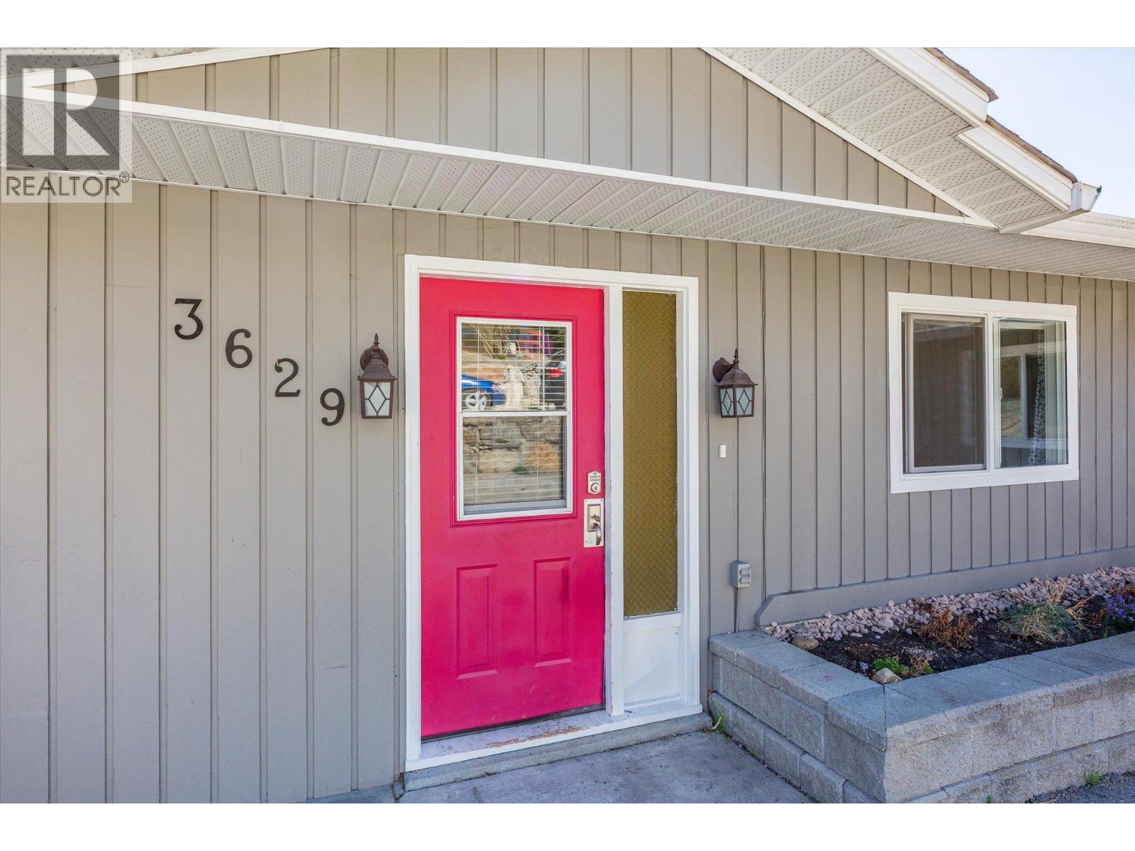 3629 Empire Place, West Kelowna, British Columbia  V4T 1Y5 - Photo 4 - 10384133