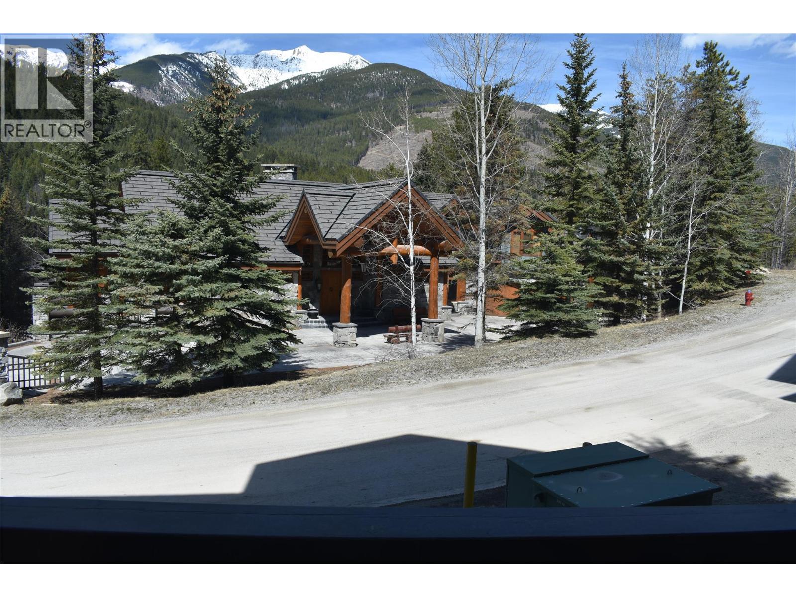 2049 Summit Drive Unit# 414d Lot# 34, Panorama, British Columbia  V0A 1T0 - Photo 1 - 10384372
