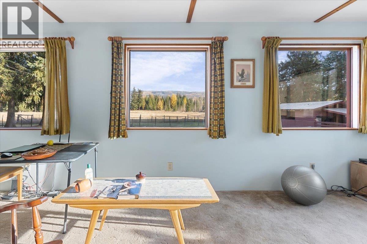 1215 Trinity Valley Road, Lumby, British Columbia  V0E 2G4 - Photo 11 - 10384157
