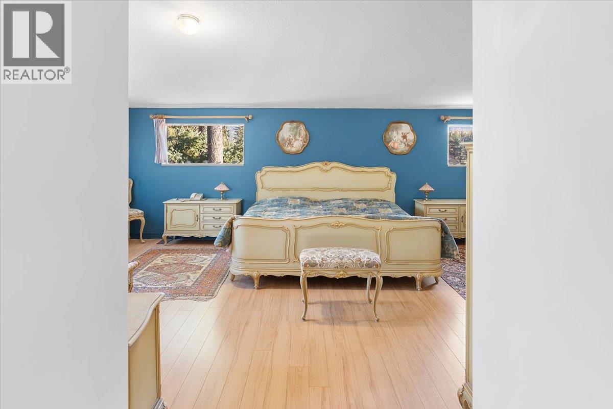 1215 Trinity Valley Road, Lumby, British Columbia  V0E 2G4 - Photo 23 - 10384157