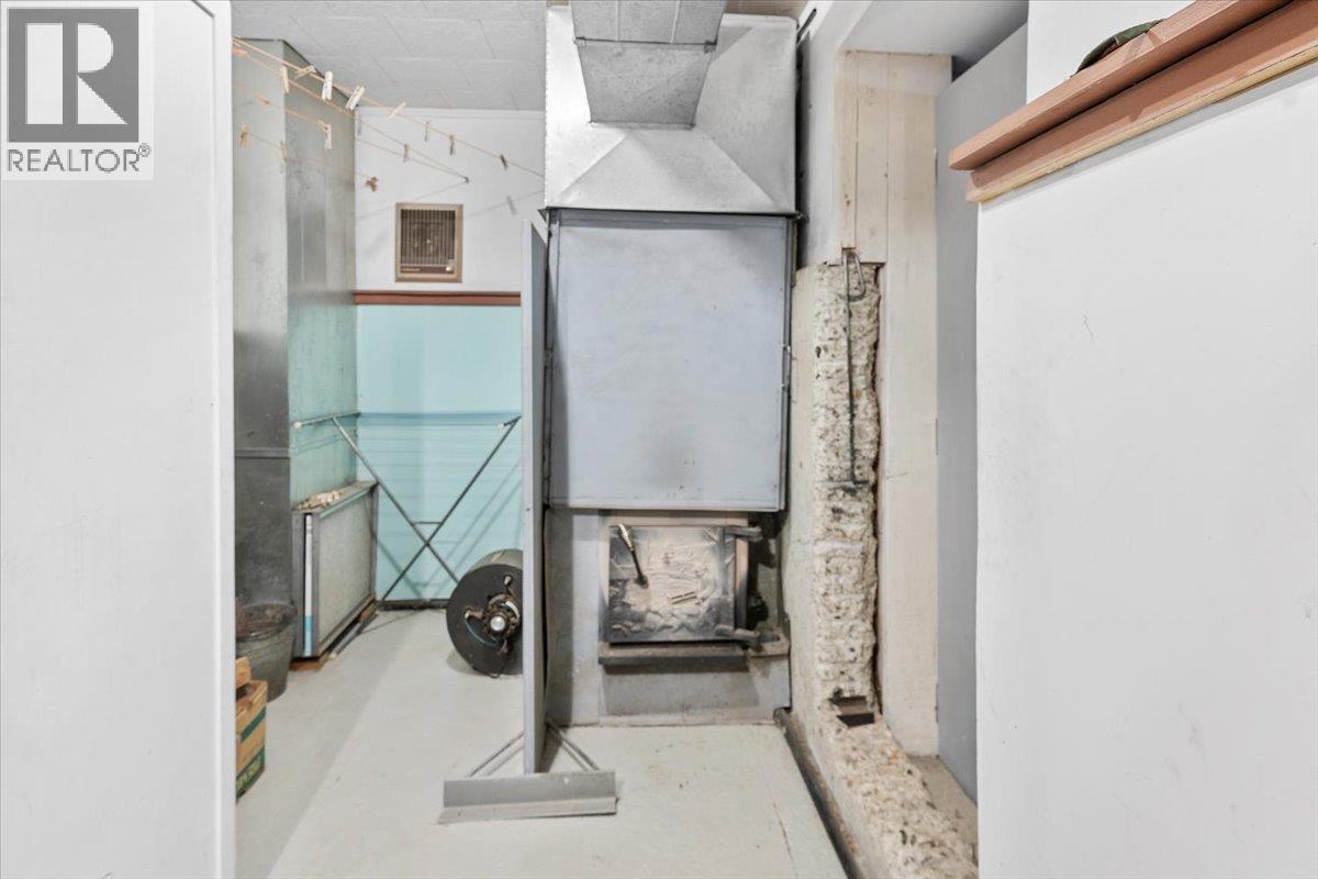 1215 Trinity Valley Road, Lumby, British Columbia  V0E 2G4 - Photo 32 - 10384157