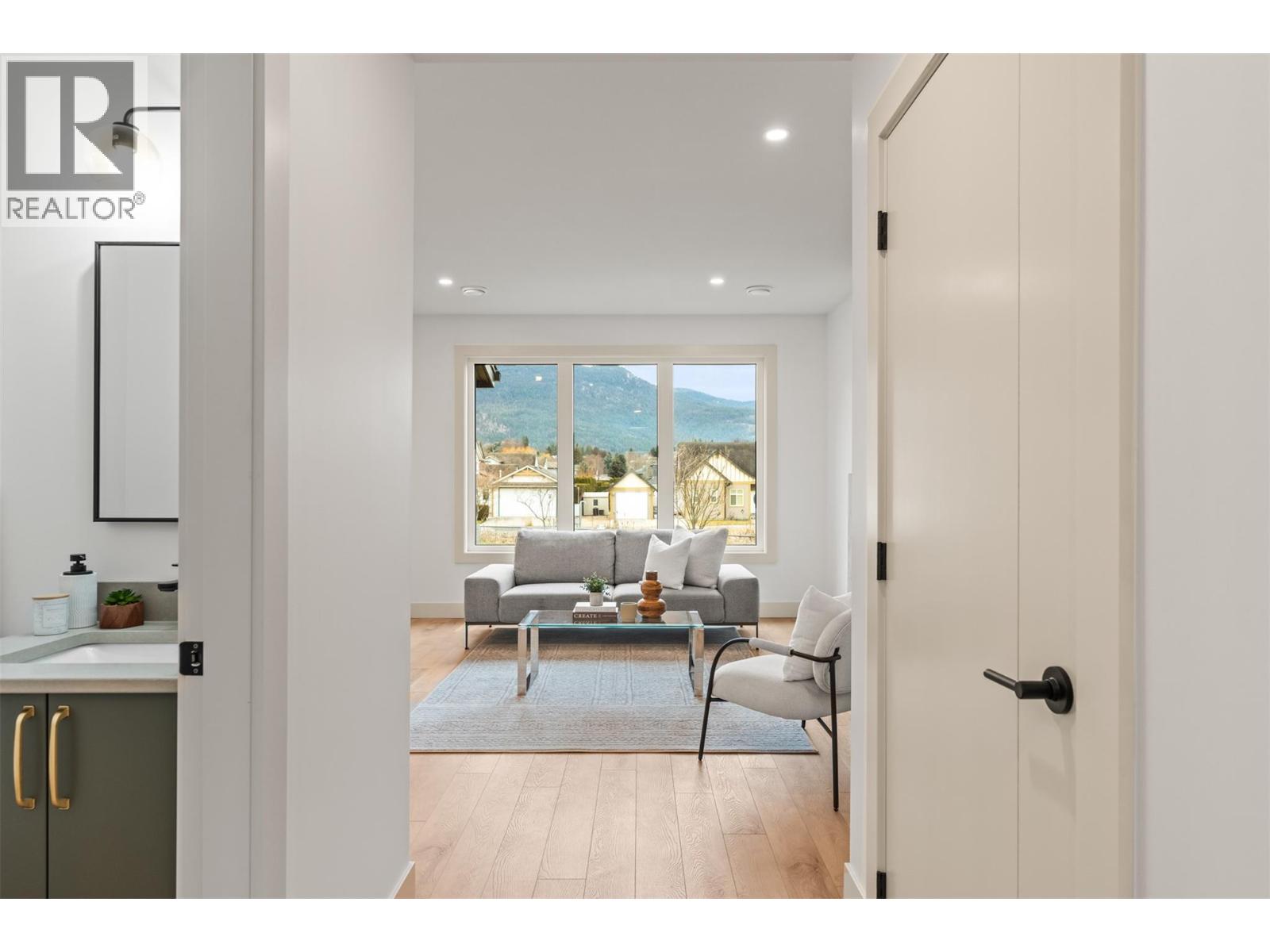 2345 Patterson Avenue Unit# 102, Armstrong, British Columbia  V0E 1B0 - Photo 11 - 10383931