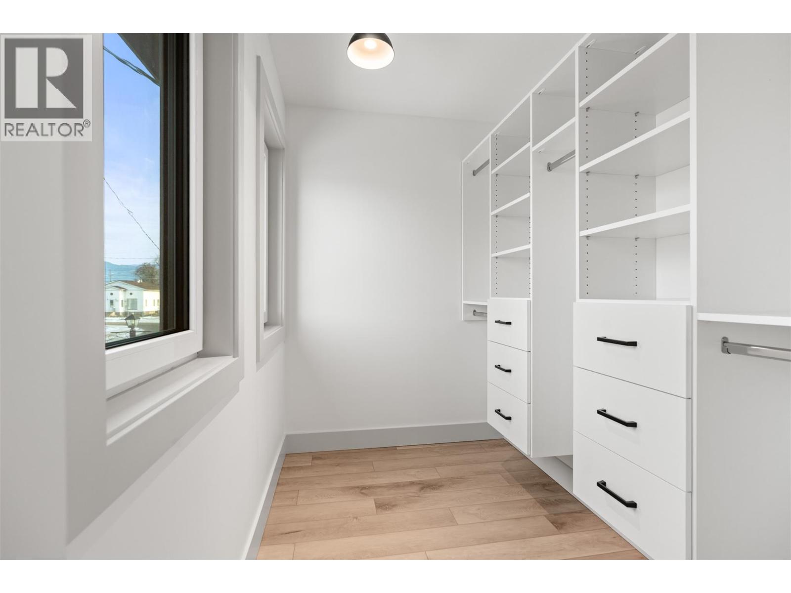 2345 Patterson Avenue Unit# 101, Armstrong, British Columbia  V0E 1B0 - Photo 30 - 10383927