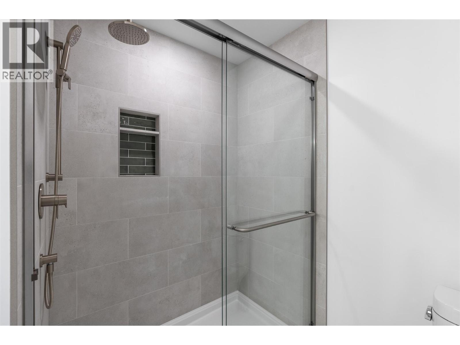 2345 Patterson Avenue Unit# 101, Armstrong, British Columbia  V0E 1B0 - Photo 32 - 10383927