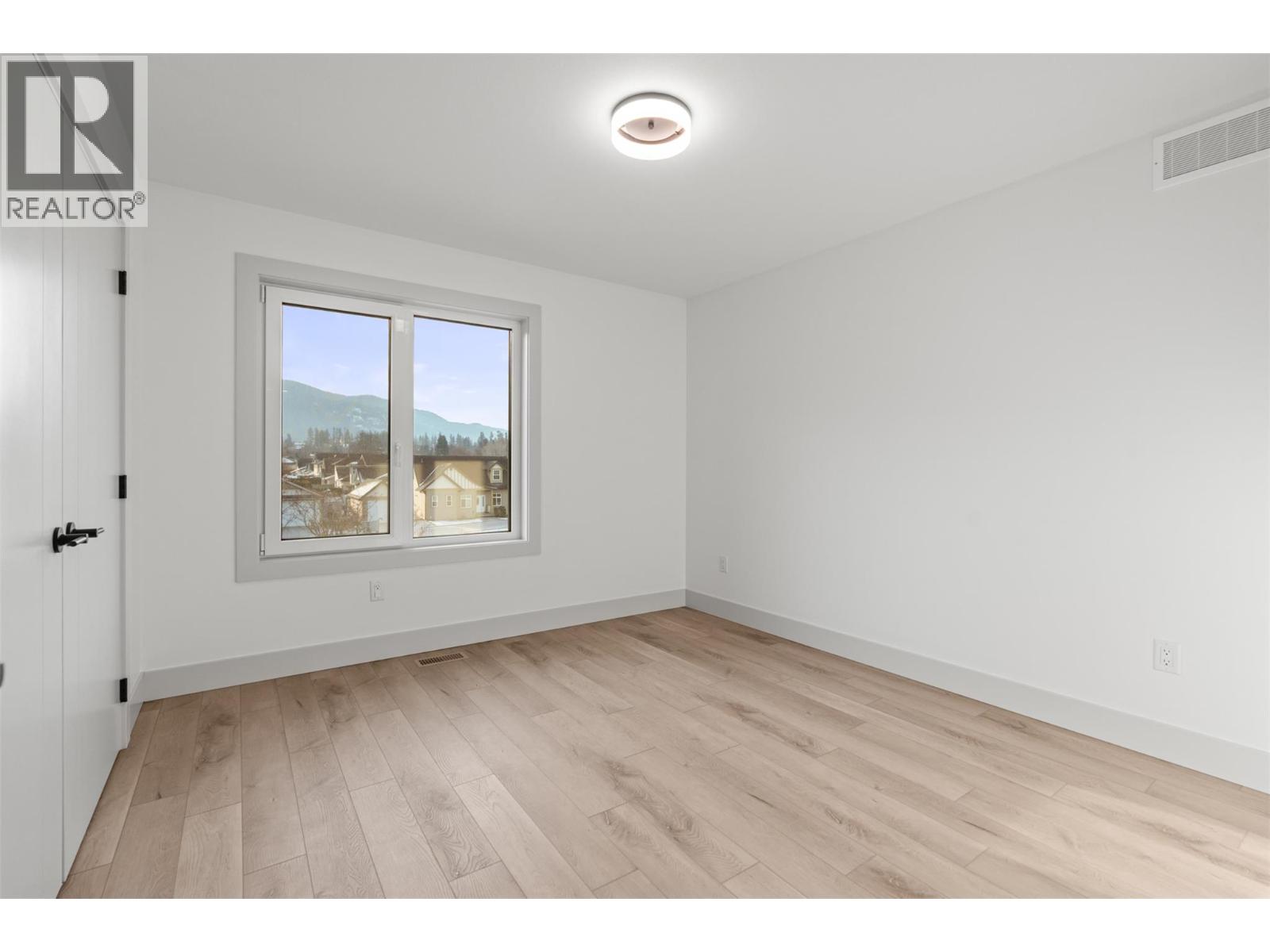 2345 Patterson Avenue Unit# 101, Armstrong, British Columbia  V0E 1B0 - Photo 33 - 10383927