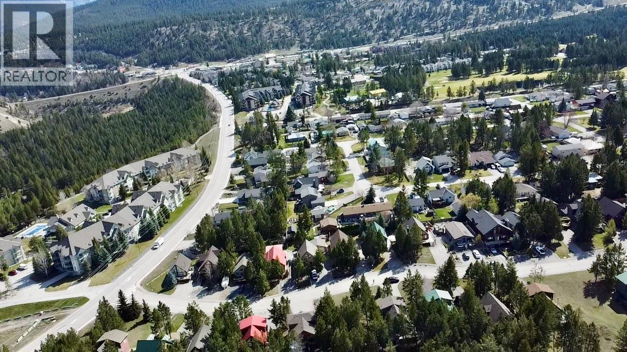 7490 Pine Cone Lane, Radium Hot Springs, British Columbia  V0A 1M0 - Photo 30 - 10384368