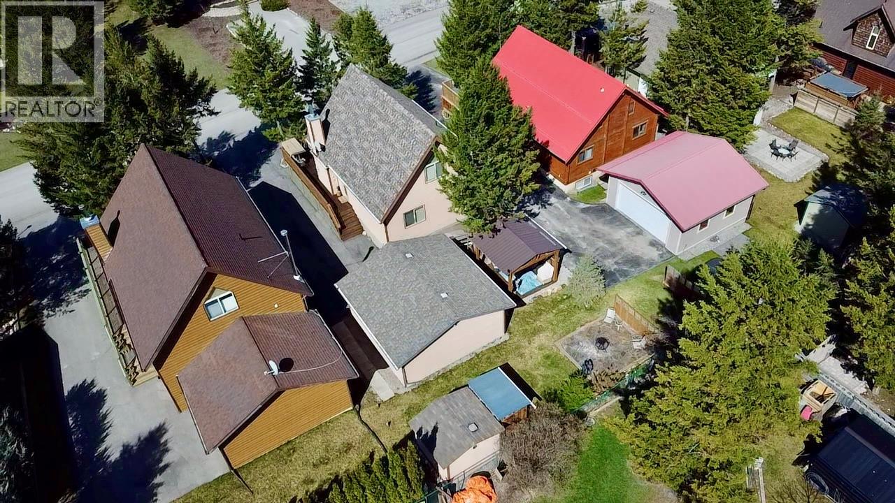 7490 Pine Cone Lane, Radium Hot Springs, British Columbia  V0A 1M0 - Photo 33 - 10384368