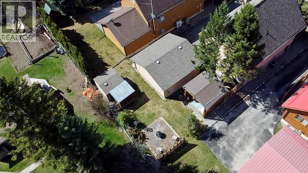 7490 Pine Cone Lane, Radium Hot Springs, British Columbia  V0A 1M0 - Photo 34 - 10384368