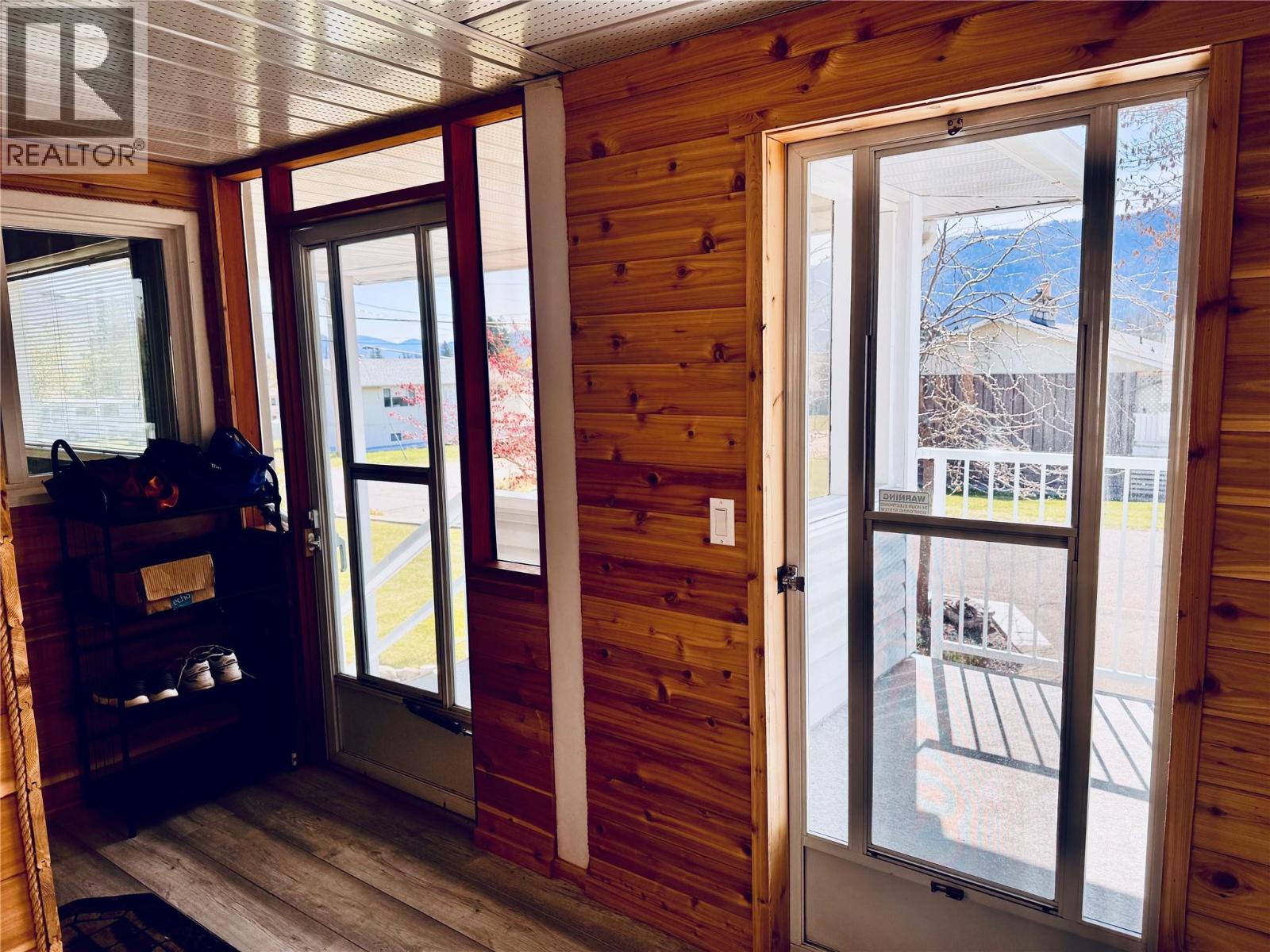 7027 18th Street, Grand Forks, British Columbia  V0H 1H2 - Photo 17 - 10384273