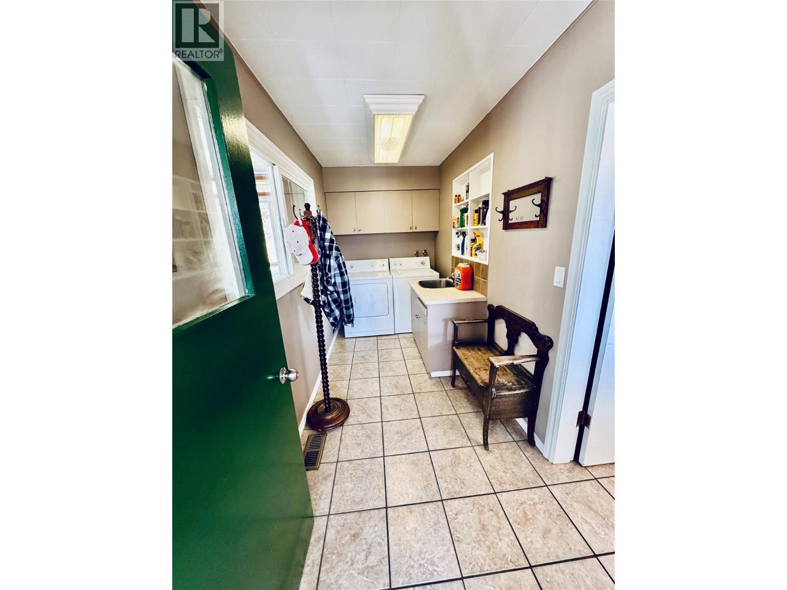 7027 18th Street, Grand Forks, British Columbia  V0H 1H2 - Photo 22 - 10384273