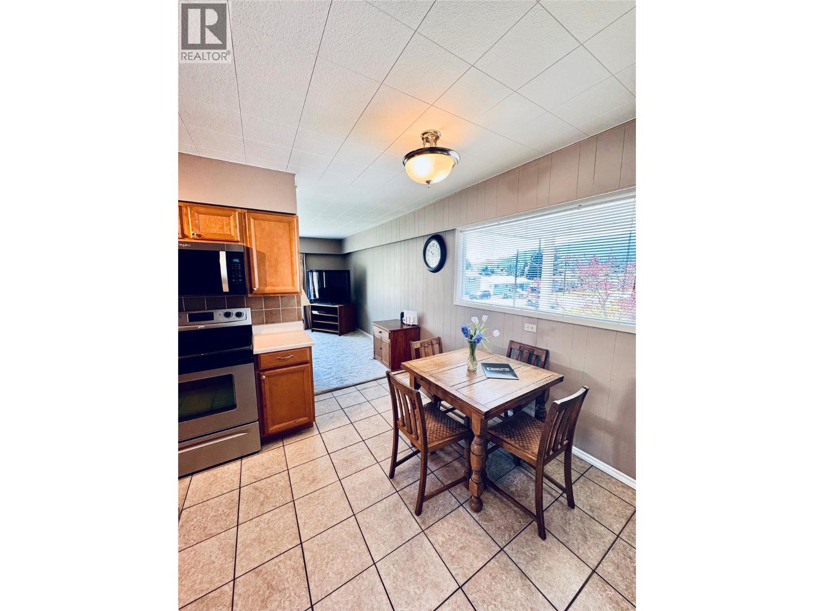 7027 18th Street, Grand Forks, British Columbia  V0H 1H2 - Photo 24 - 10384273
