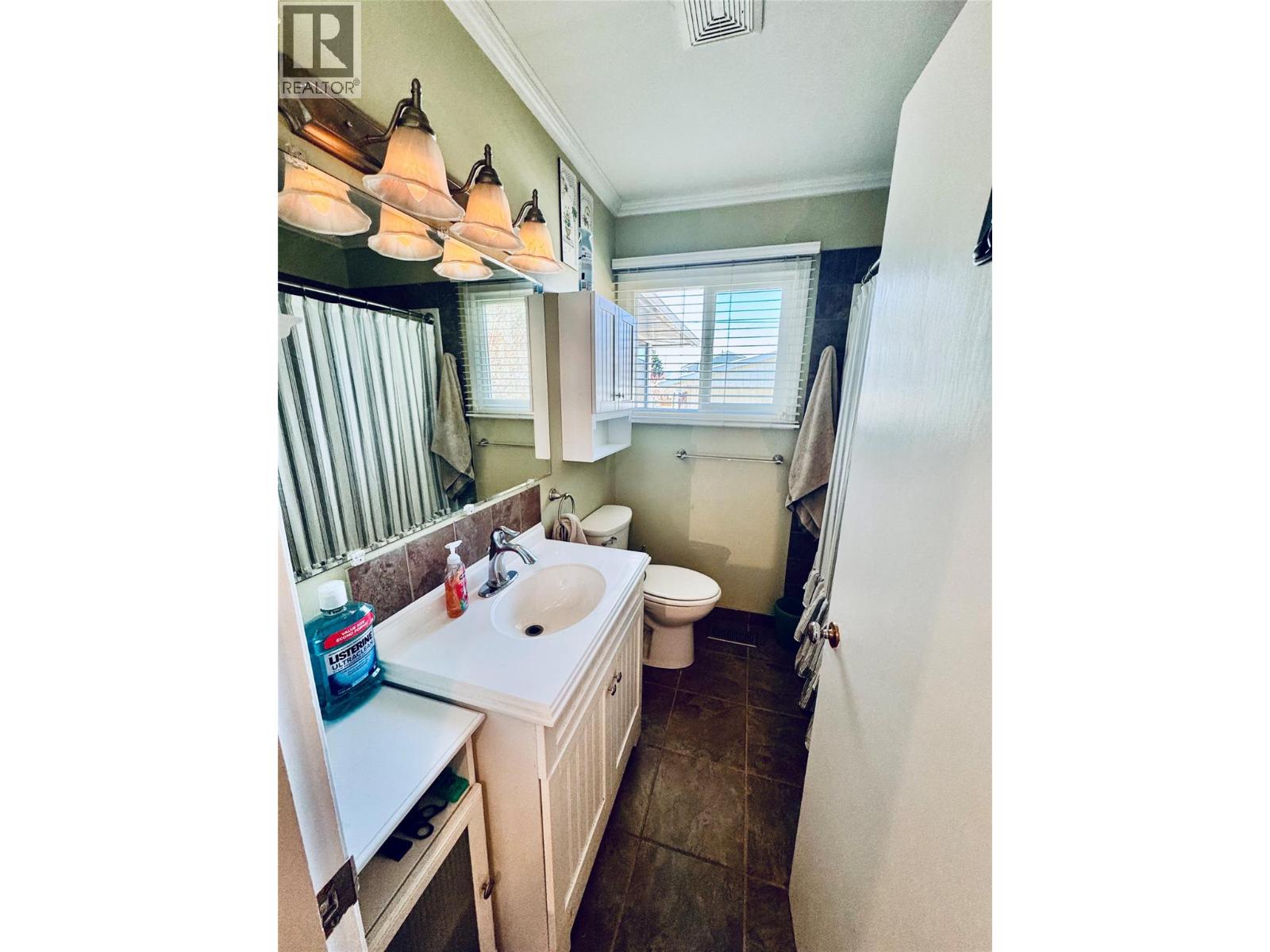 7027 18th Street, Grand Forks, British Columbia  V0H 1H2 - Photo 35 - 10384273