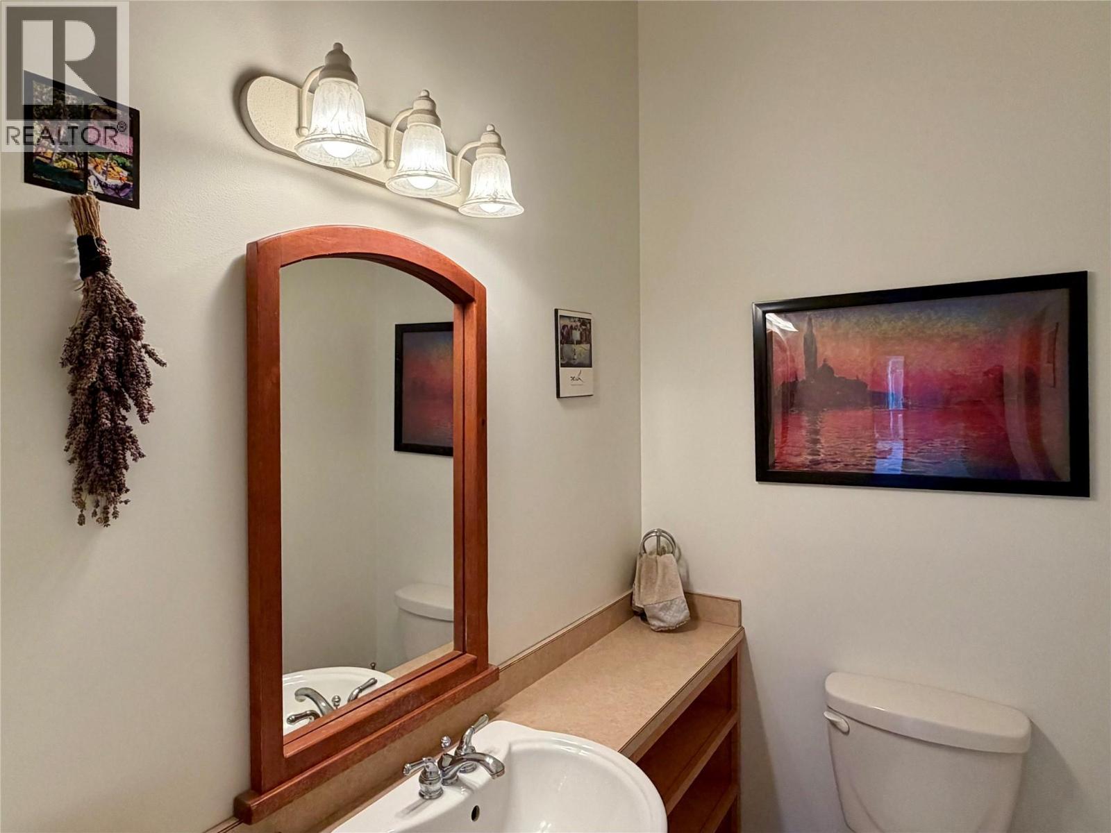 70 Sandner Road, Christina Lake, British Columbia  V0H 1E0 - Photo 13 - 10383113