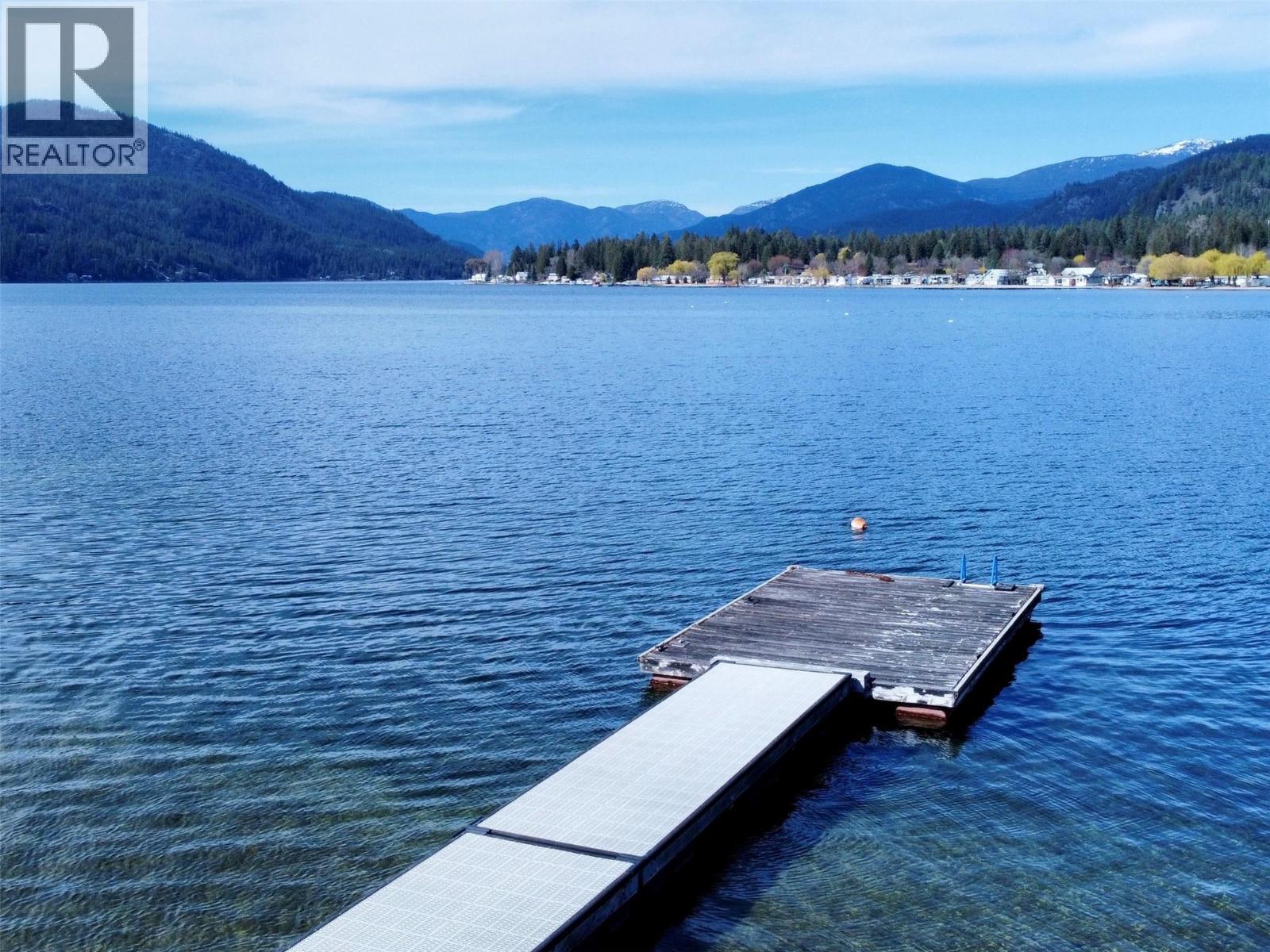 70 Sandner Road, Christina Lake, British Columbia  V0H 1E0 - Photo 2 - 10383113