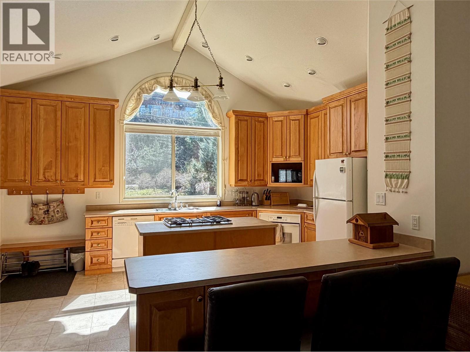 70 Sandner Road, Christina Lake, British Columbia  V0H 1E0 - Photo 9 - 10383113