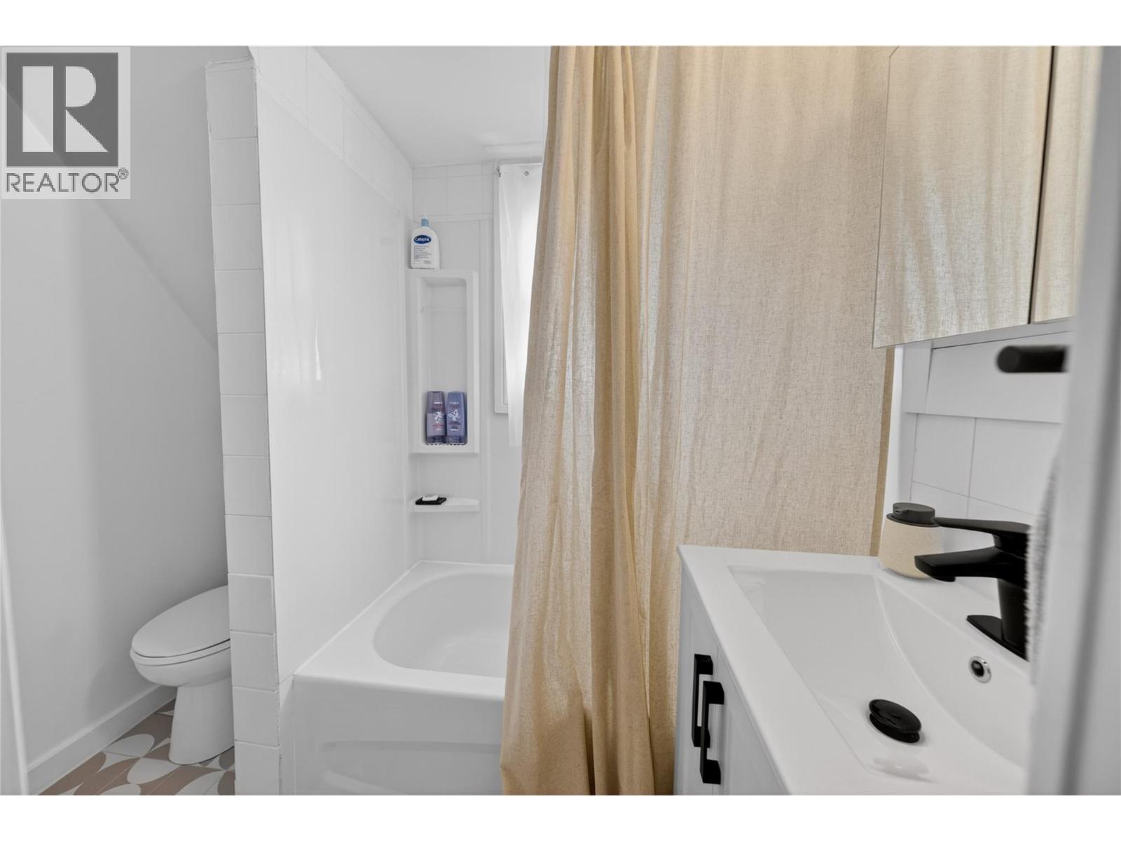 715 6th Avenue, Kimberley, British Columbia  V1A 2V9 - Photo 17 - 10384074