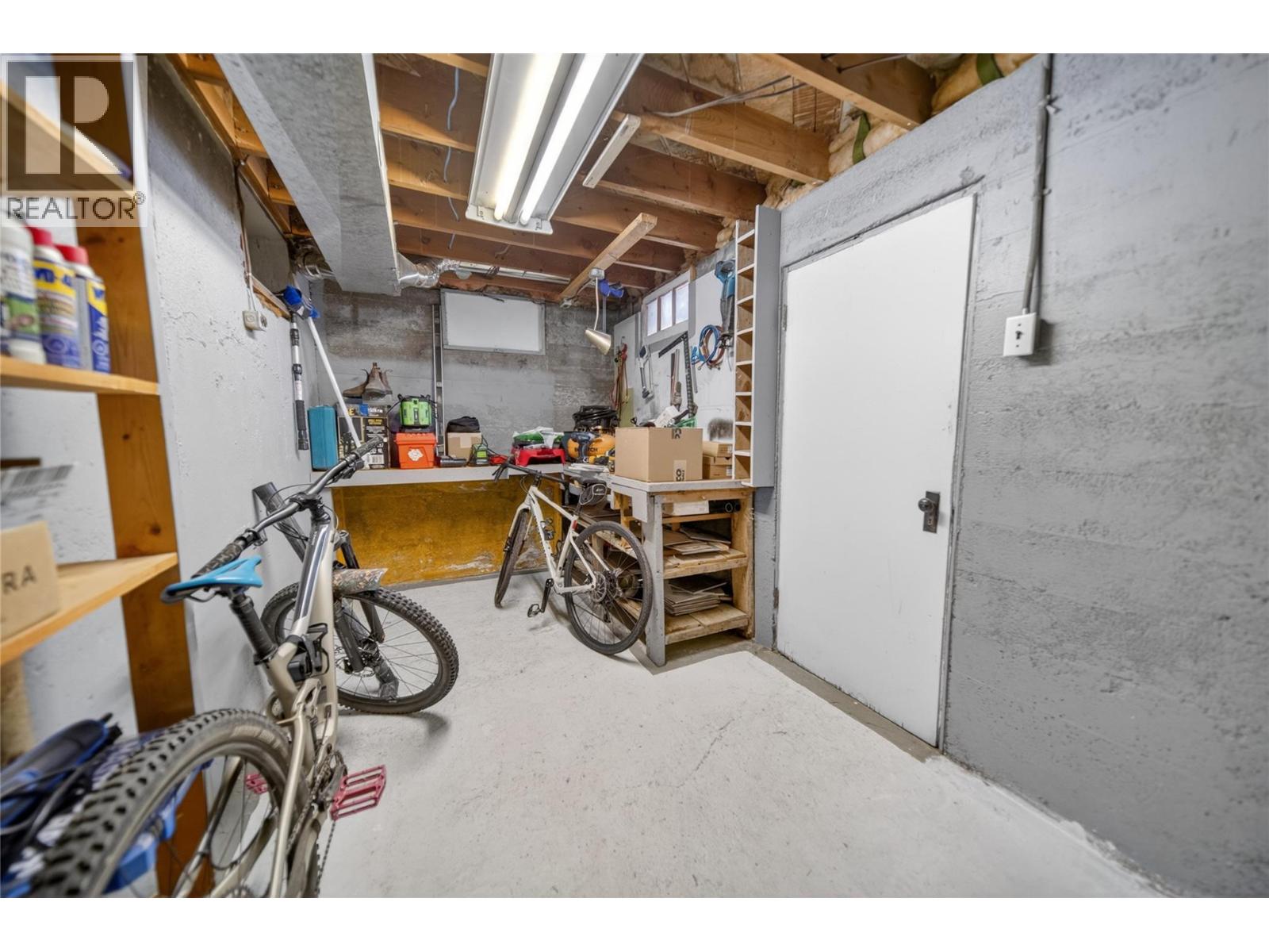 715 6th Avenue, Kimberley, British Columbia  V1A 2V9 - Photo 26 - 10384074