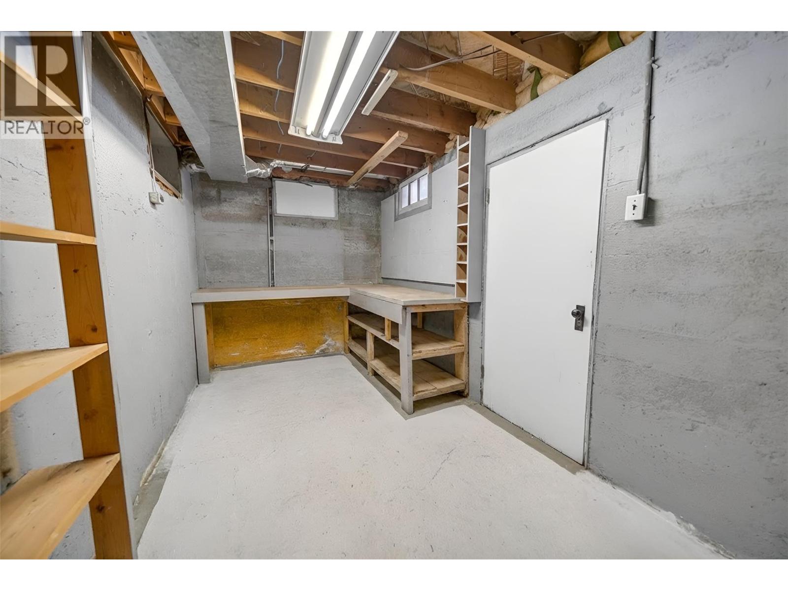 715 6th Avenue, Kimberley, British Columbia  V1A 2V9 - Photo 27 - 10384074