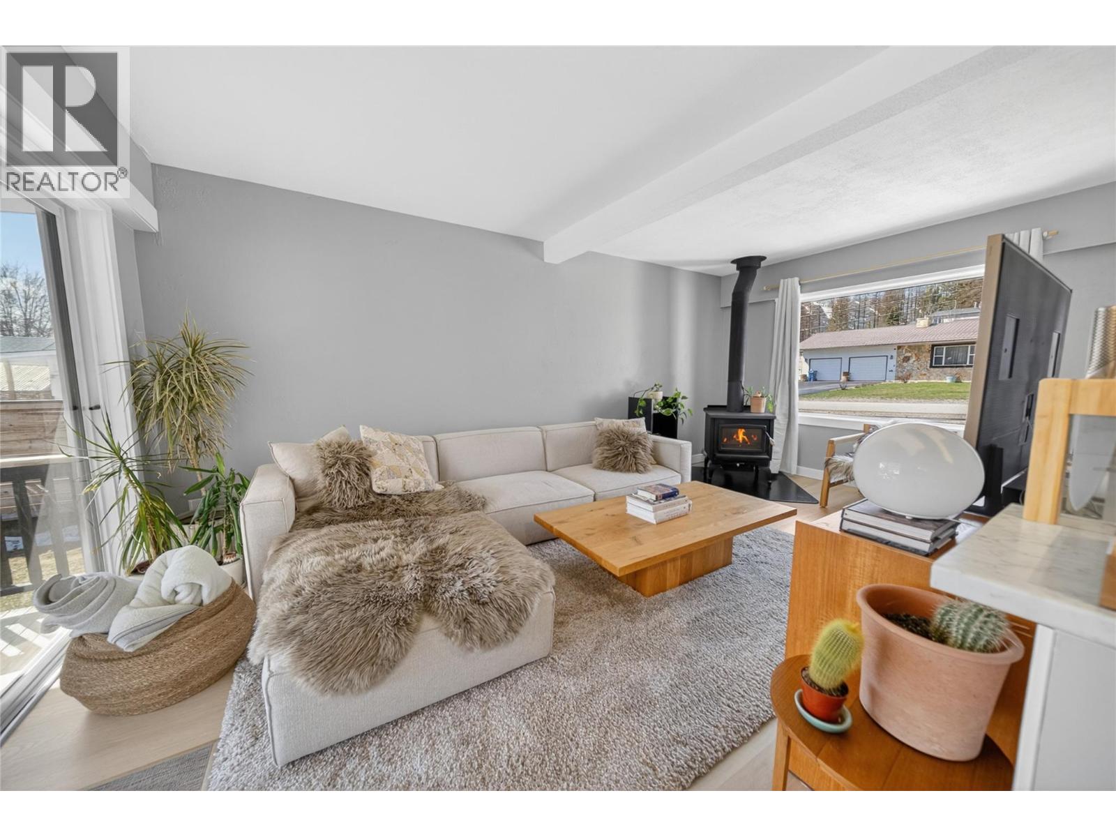 715 6th Avenue, Kimberley, British Columbia  V1A 2V9 - Photo 7 - 10384074