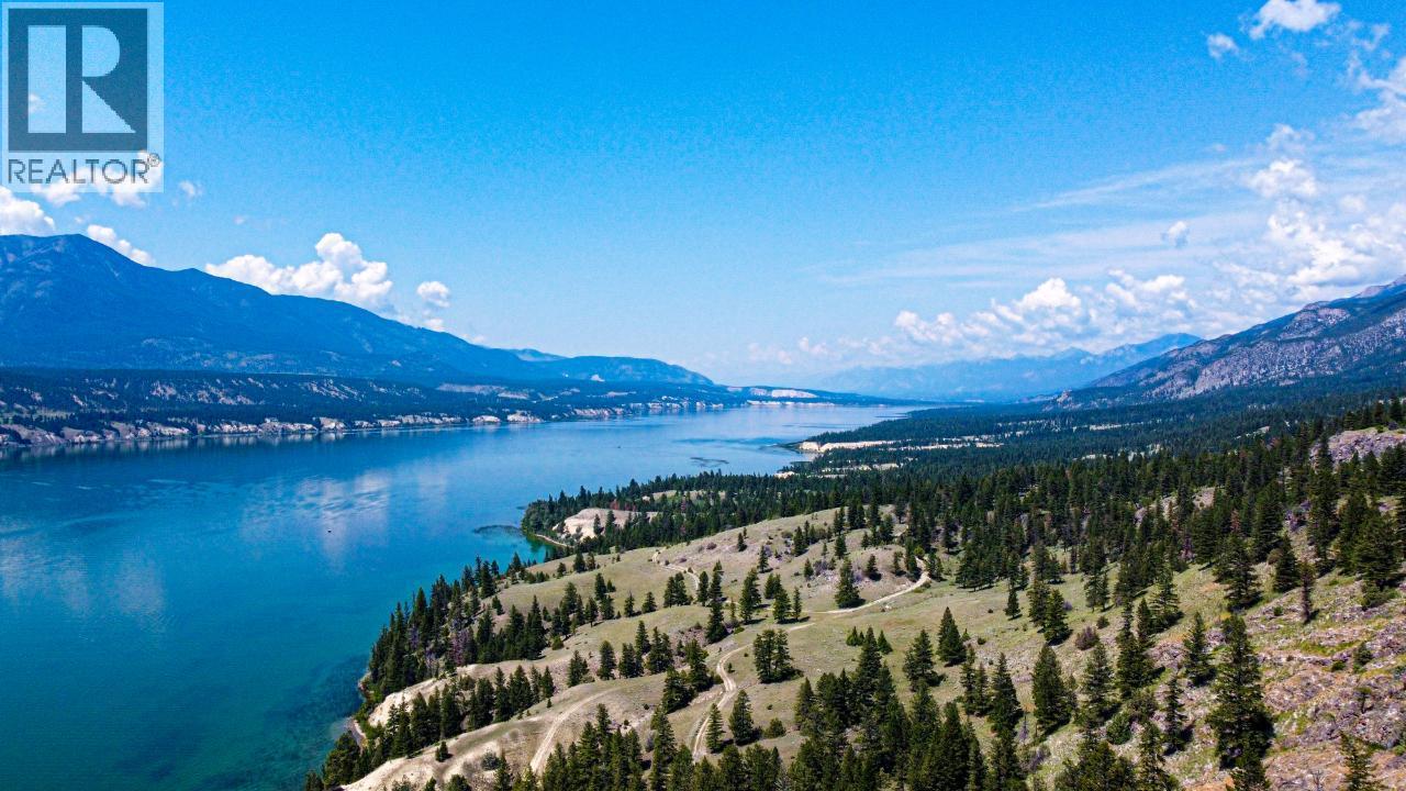 8692 Cottage Lane, Canal Flats, British Columbia  V0B 1B0 - Photo 11 - 10384288