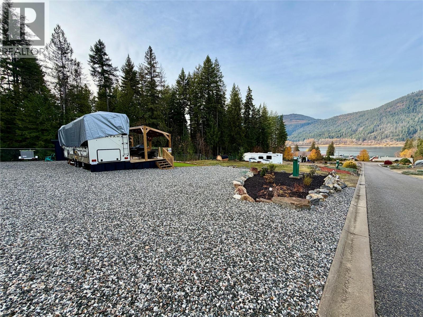 8253 97a Highway Lot# 4, Mara, British Columbia  V0E 2K0 - Photo 21 - 10384441