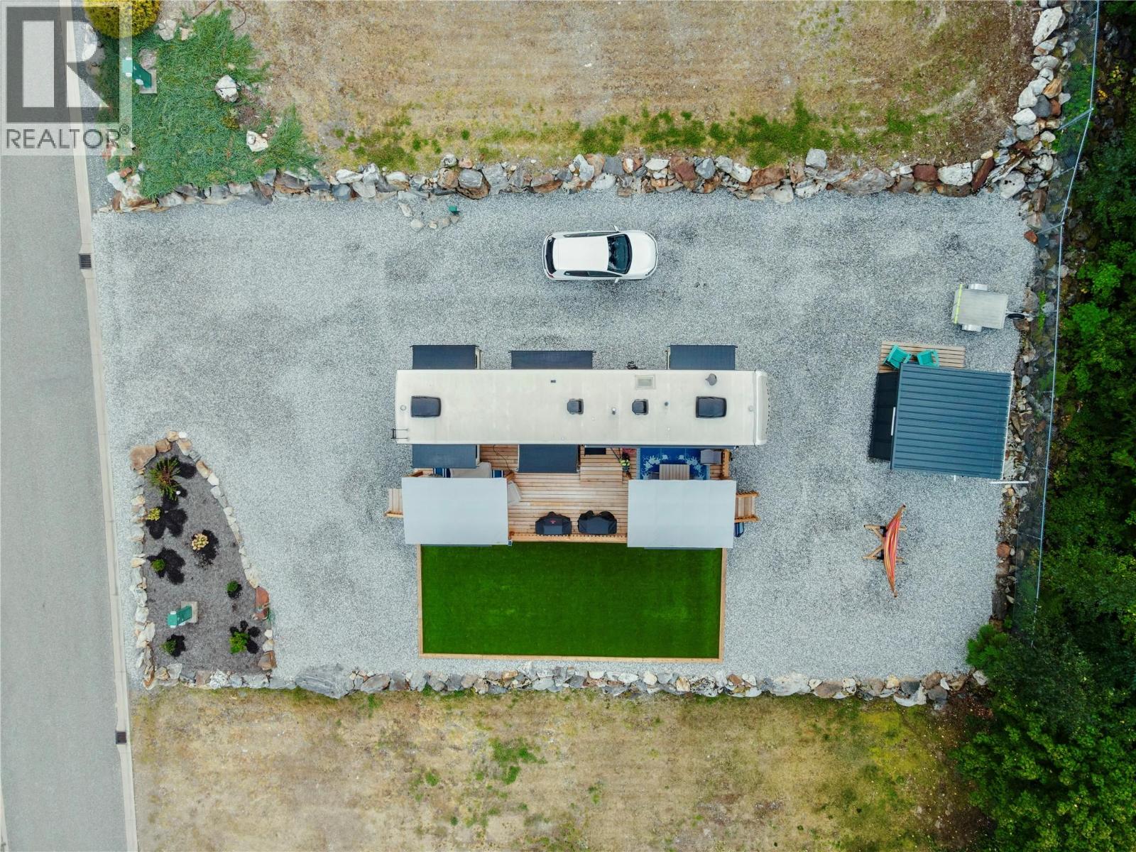 8253 97a Highway Lot# 4, Mara, British Columbia  V0E 2K0 - Photo 3 - 10384441