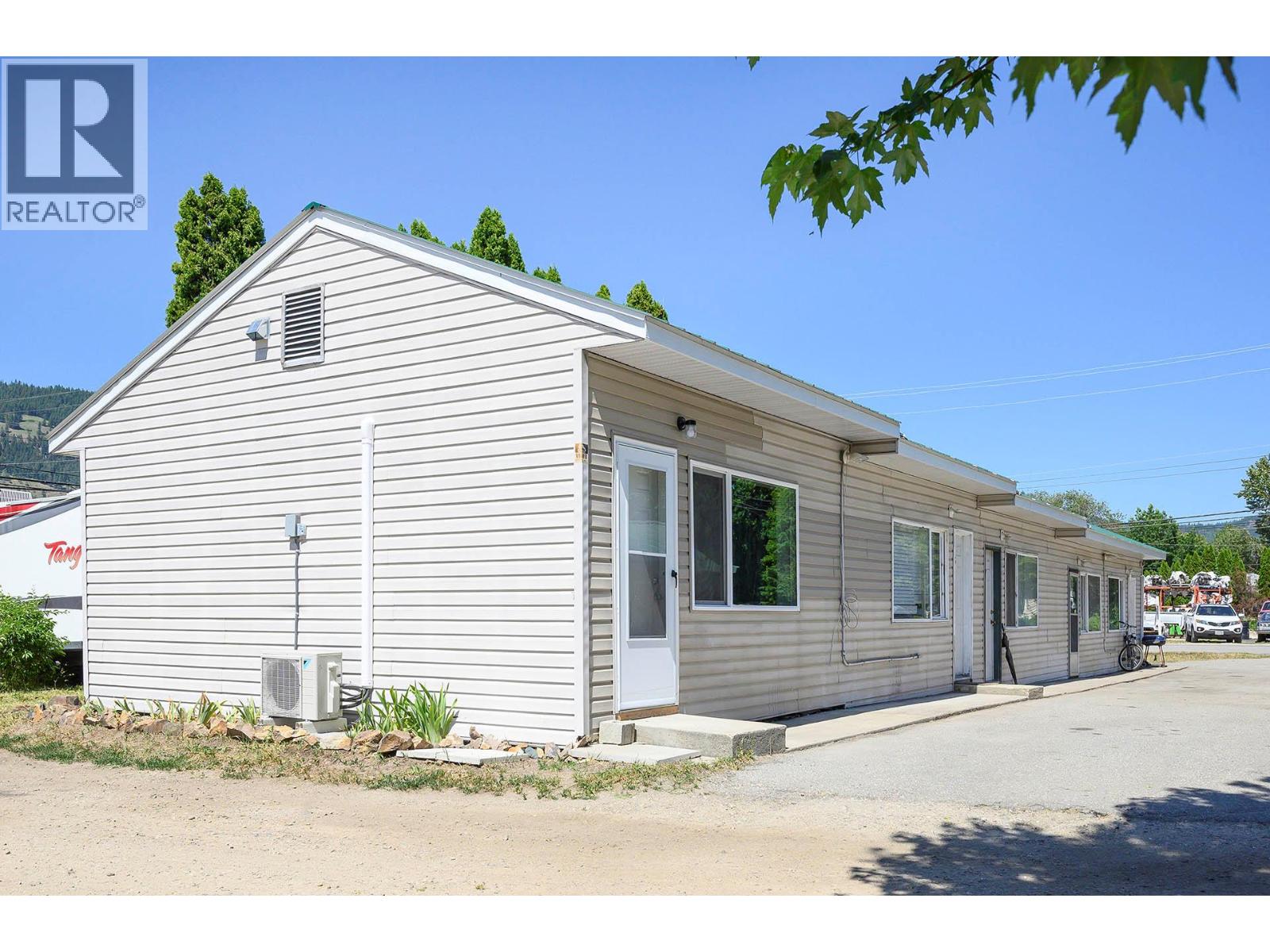 409 Shuswap Avenue, Chase, British Columbia  V0E 1M0 - Photo 12 - 10384428