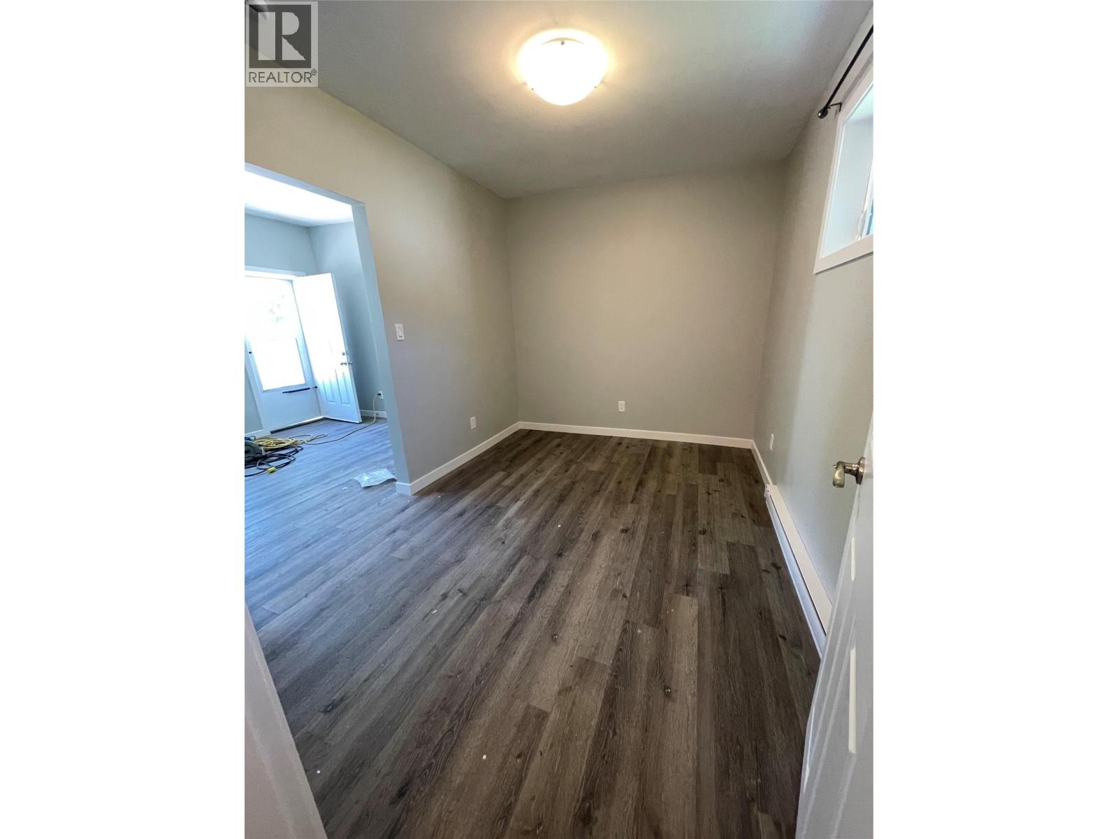 409 Shuswap Avenue, Chase, British Columbia  V0E 1M0 - Photo 21 - 10384428