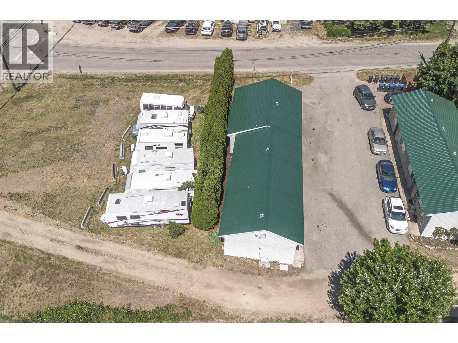 409 Shuswap Avenue, Chase, British Columbia  V0E 1M0 - Photo 4 - 10384428