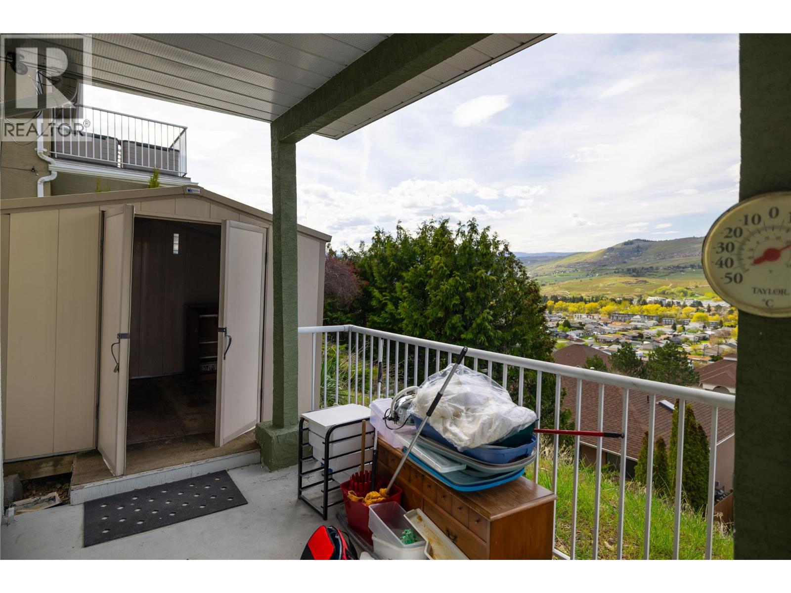4805 Valleyview Place, Vernon, British Columbia  V1T 9L6 - Photo 11 - 10384303