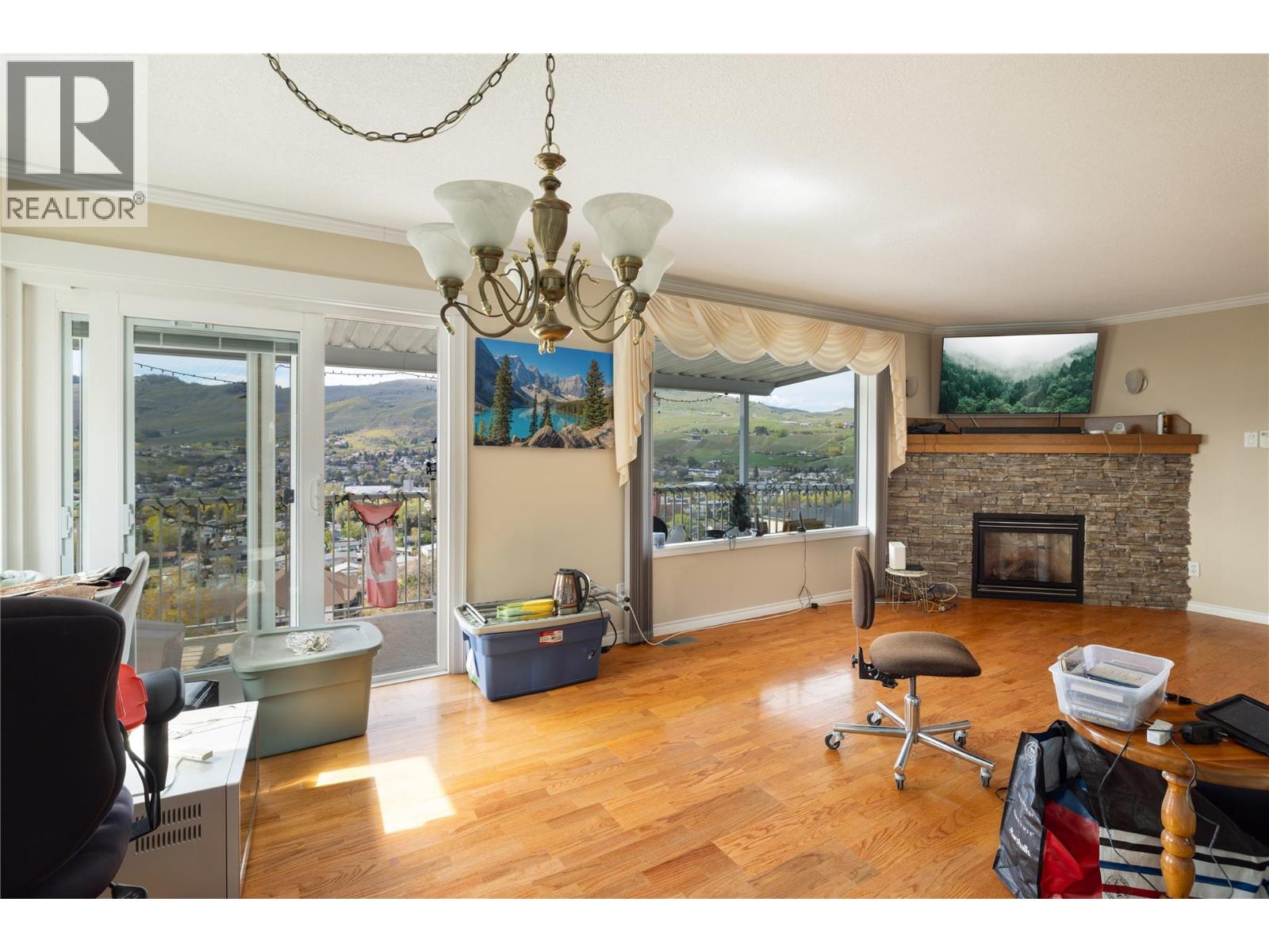 4805 Valleyview Place, Vernon, British Columbia  V1T 9L6 - Photo 18 - 10384303