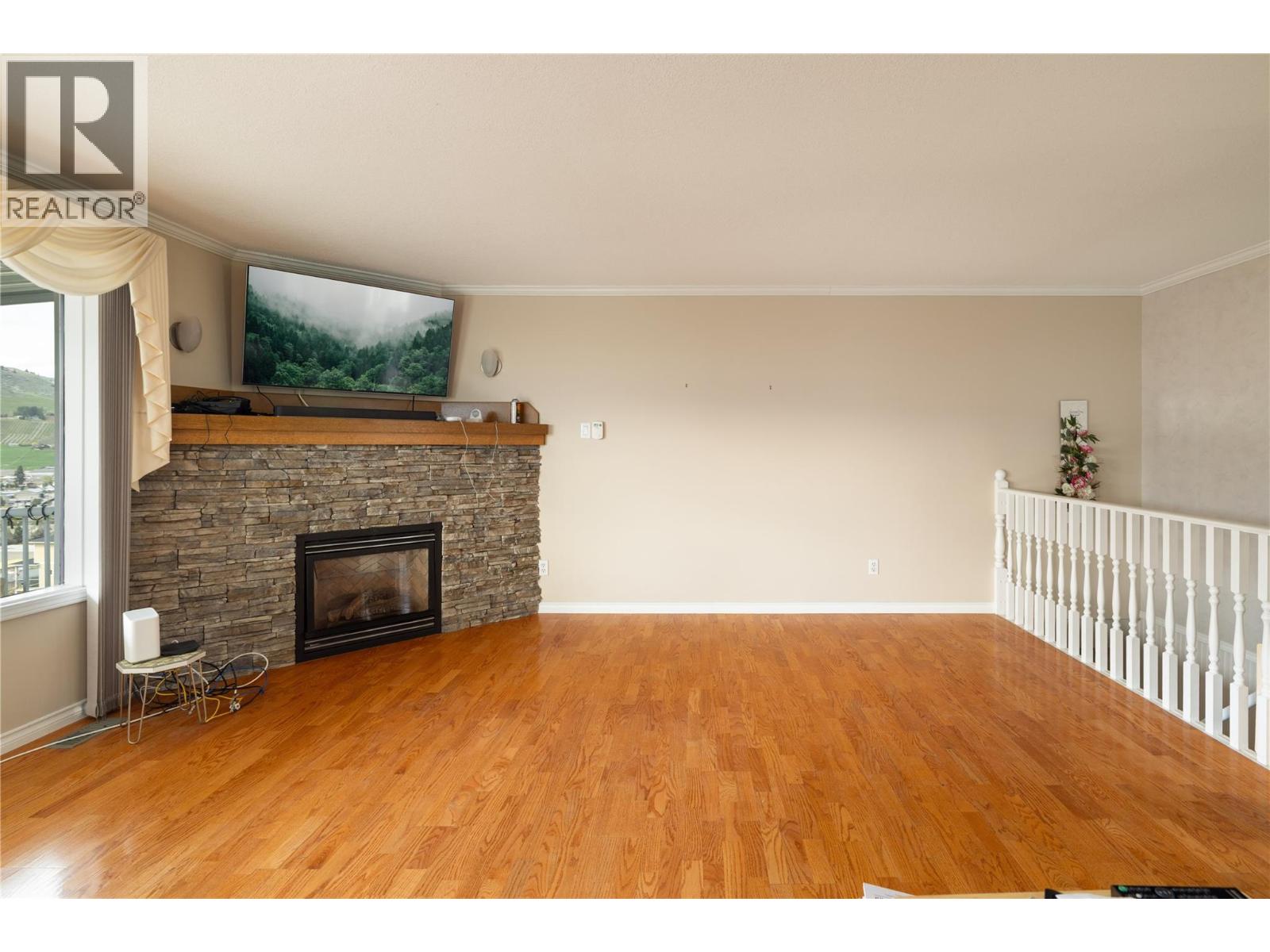 4805 Valleyview Place, Vernon, British Columbia  V1T 9L6 - Photo 19 - 10384303