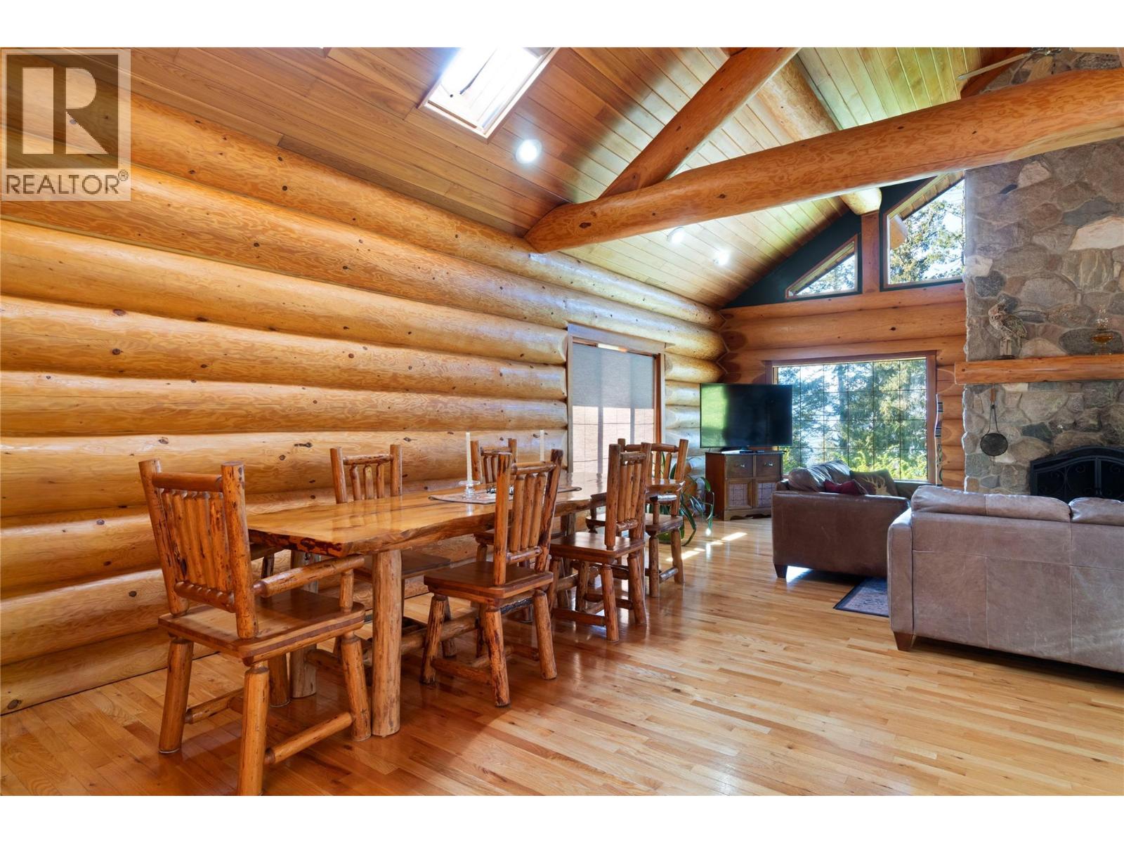 3660 Braelyn Road, Tappen, British Columbia  V0E 2X0 - Photo 19 - 10384232