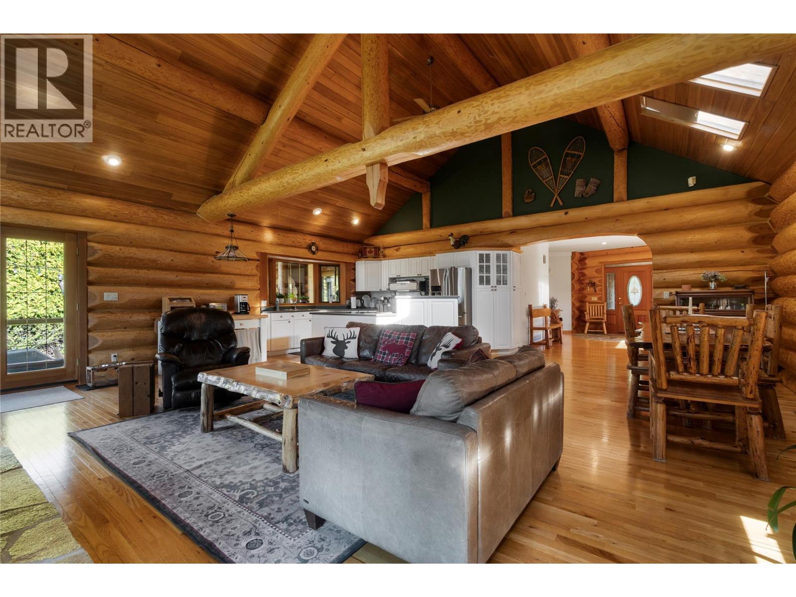 3660 Braelyn Road, Tappen, British Columbia  V0E 2X0 - Photo 9 - 10384232