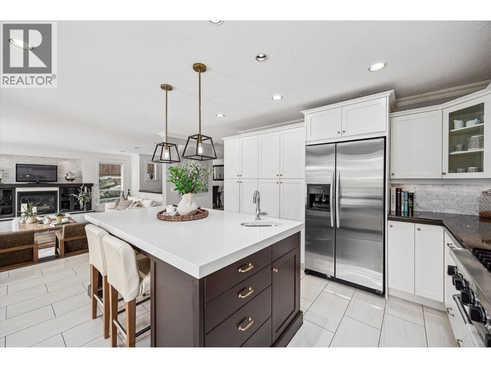 4841 Canyon Ridge Crescent, Kelowna, British Columbia  V1W 4A1 - Photo 15 - 10384162