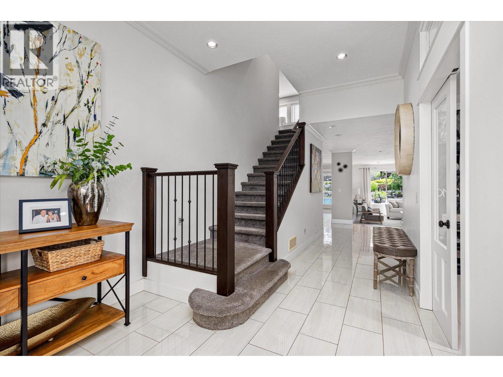 4841 Canyon Ridge Crescent, Kelowna, British Columbia  V1W 4A1 - Photo 25 - 10384162