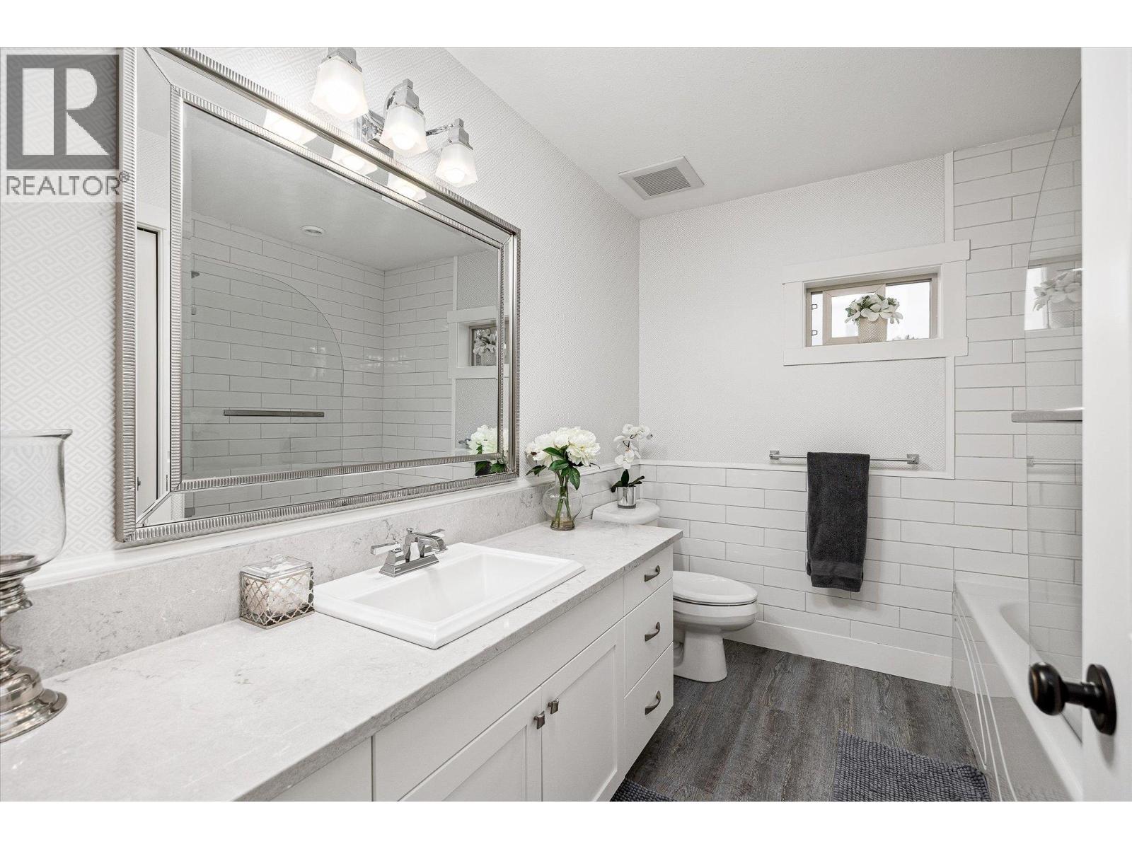 4841 Canyon Ridge Crescent, Kelowna, British Columbia  V1W 4A1 - Photo 29 - 10384162