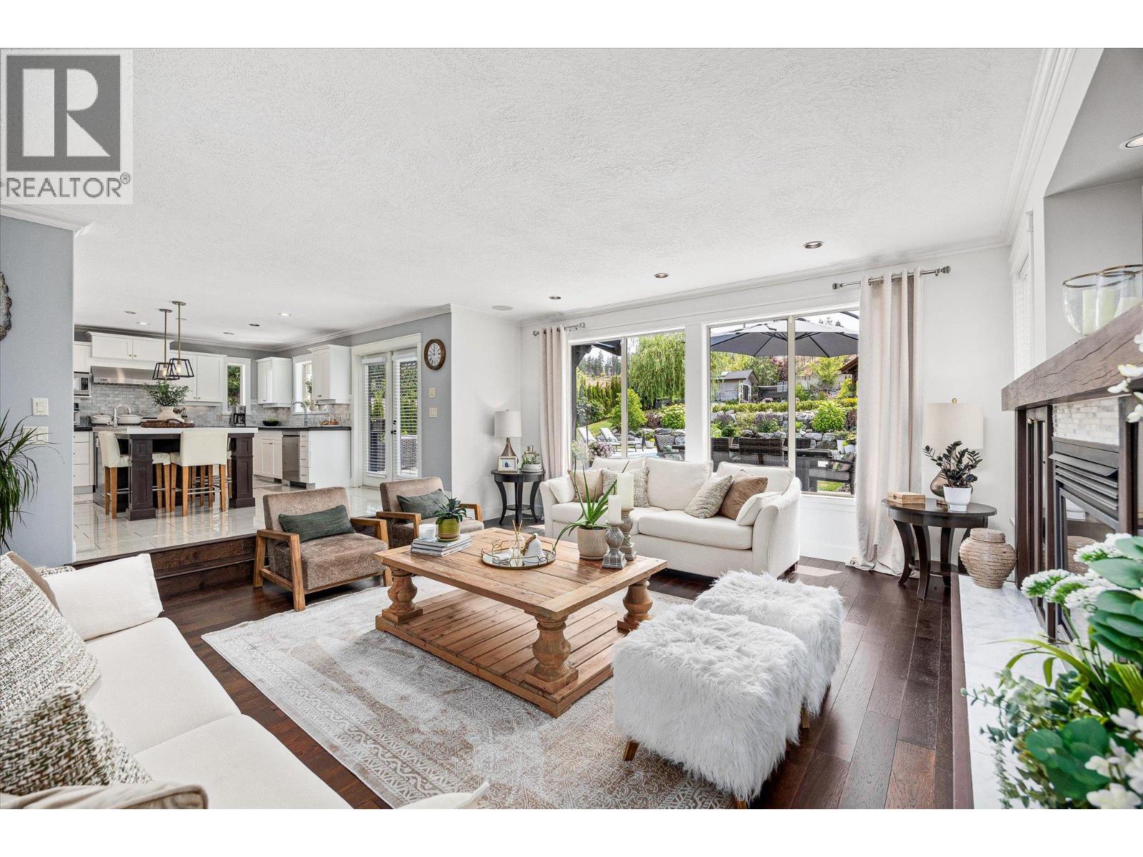 4841 Canyon Ridge Crescent, Kelowna, British Columbia  V1W 4A1 - Photo 8 - 10384162