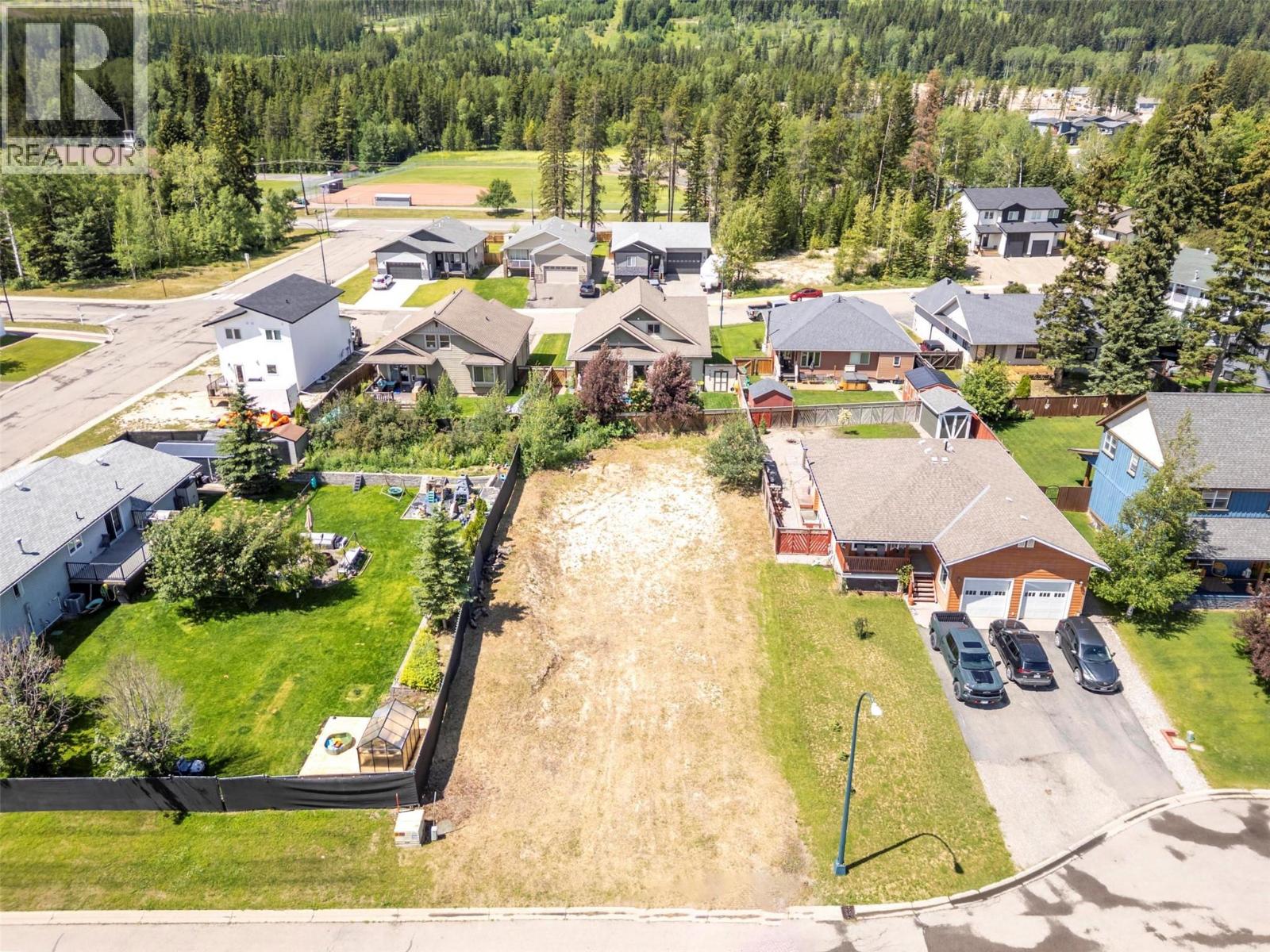 1344 Woodland Place, Sparwood, British Columbia  V0B 2G2 - Photo 7 - 10384459