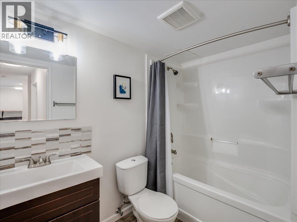 880 Wordsworth Avenue Unit# 116, Warfield, British Columbia  V1R 2E9 - Photo 8 - 10383362