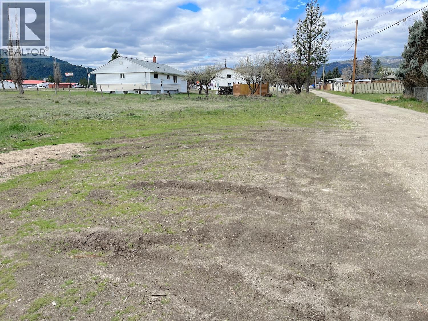 2545 Central Avenue, Grand Forks, British Columbia  V0H 1H0 - Photo 7 - 10384463